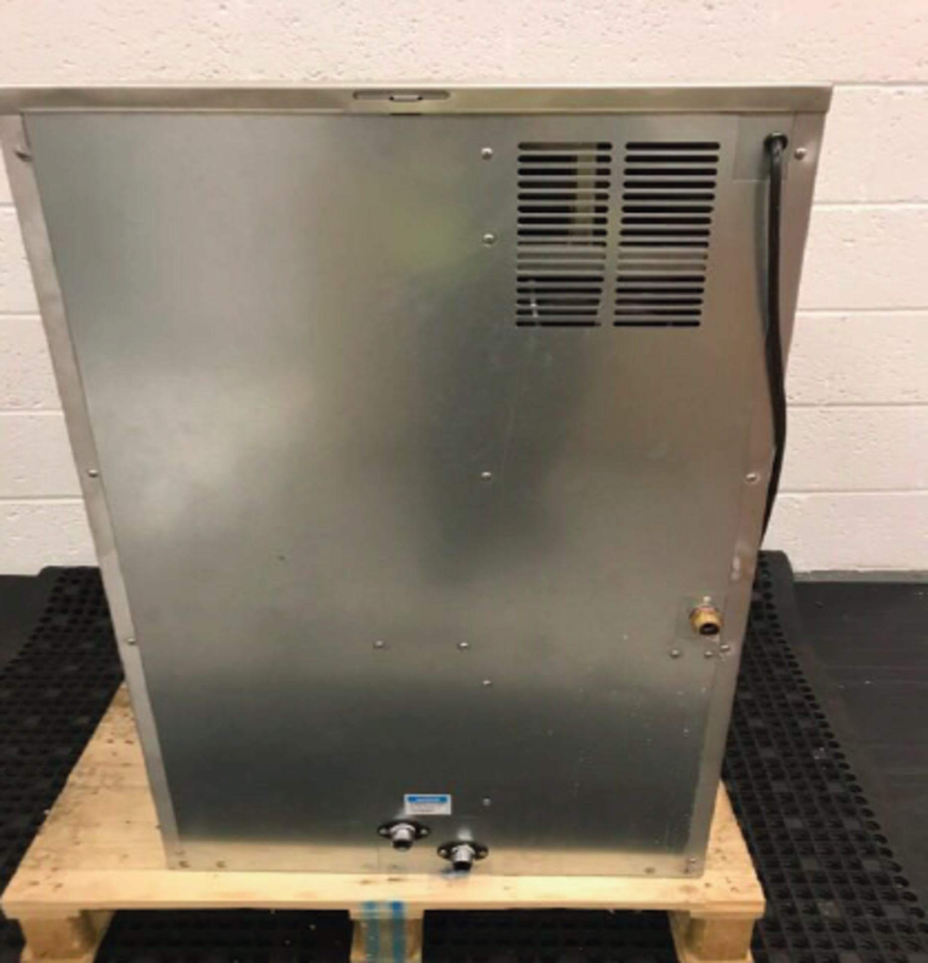 Ice and Water Dispenser DCM-230HE-UK - Image 2 of 6