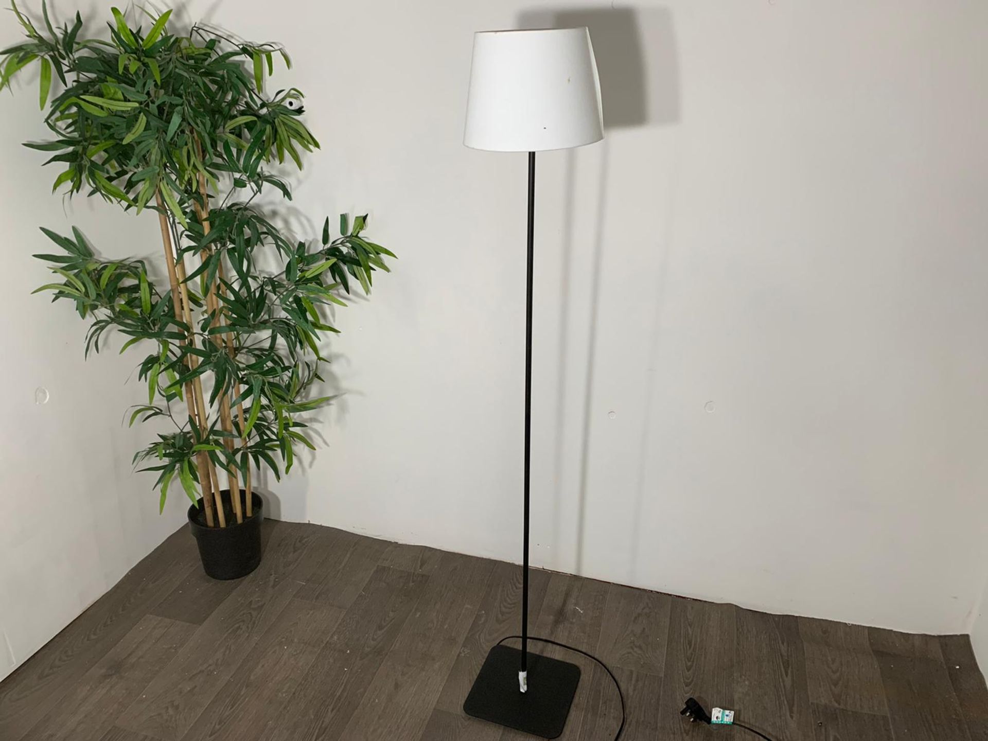 Floor Lamp - Image 2 of 3