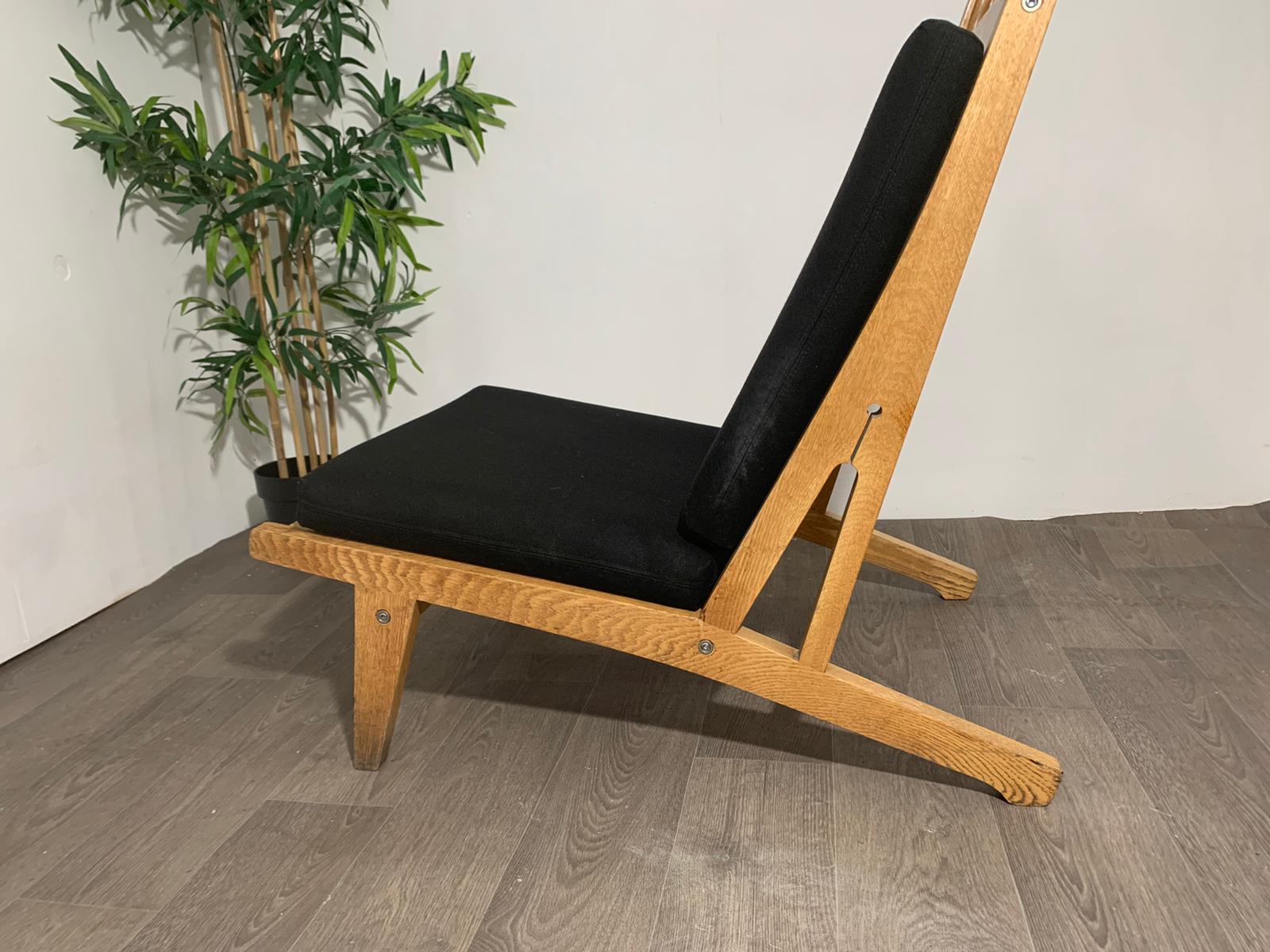 Wooden Lounge Chair Appraisal: Used Model/Serial No: N/A Hours/Miles: N