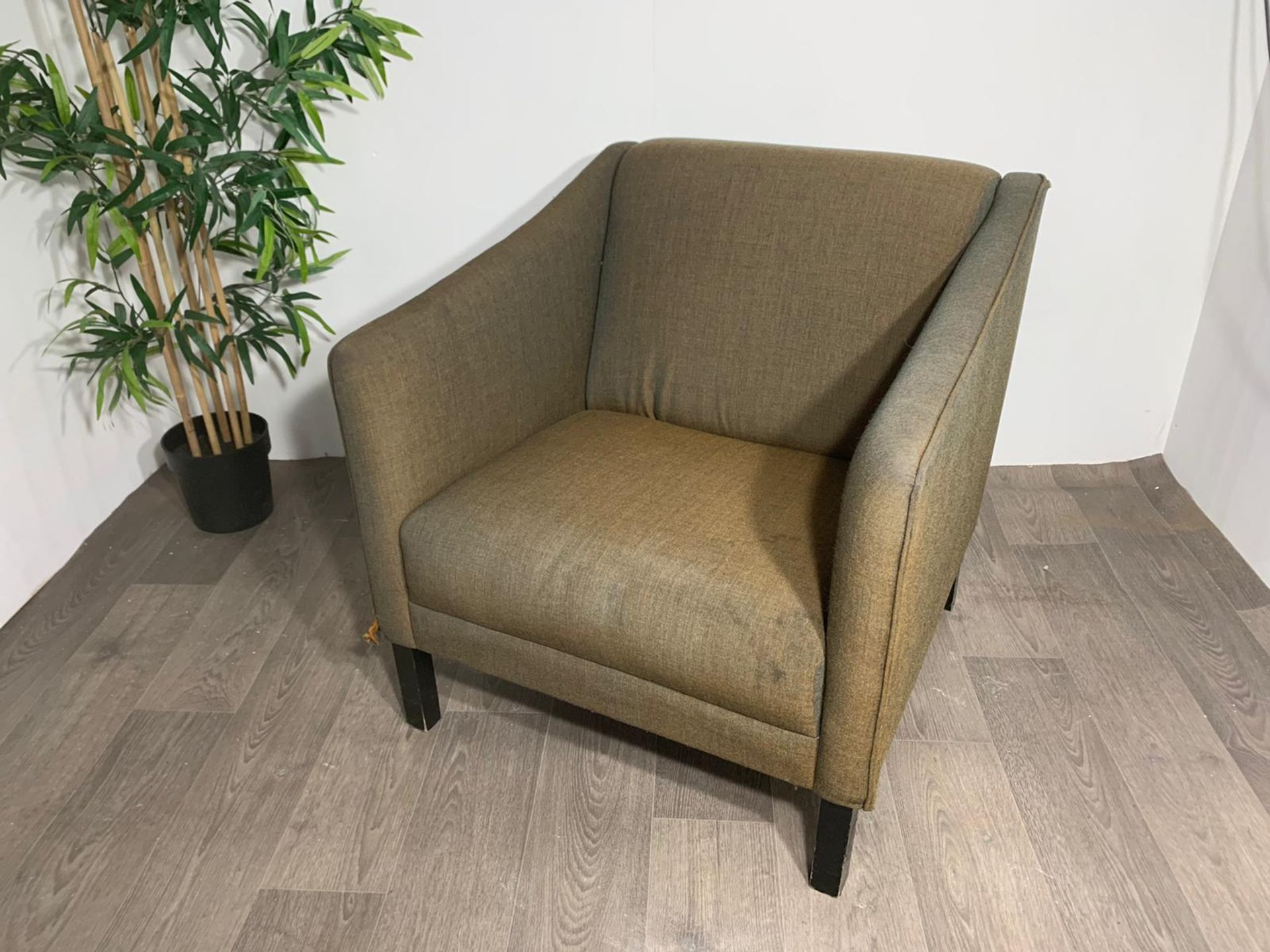 Commercial Grade Brown Armchair - Image 5 of 6