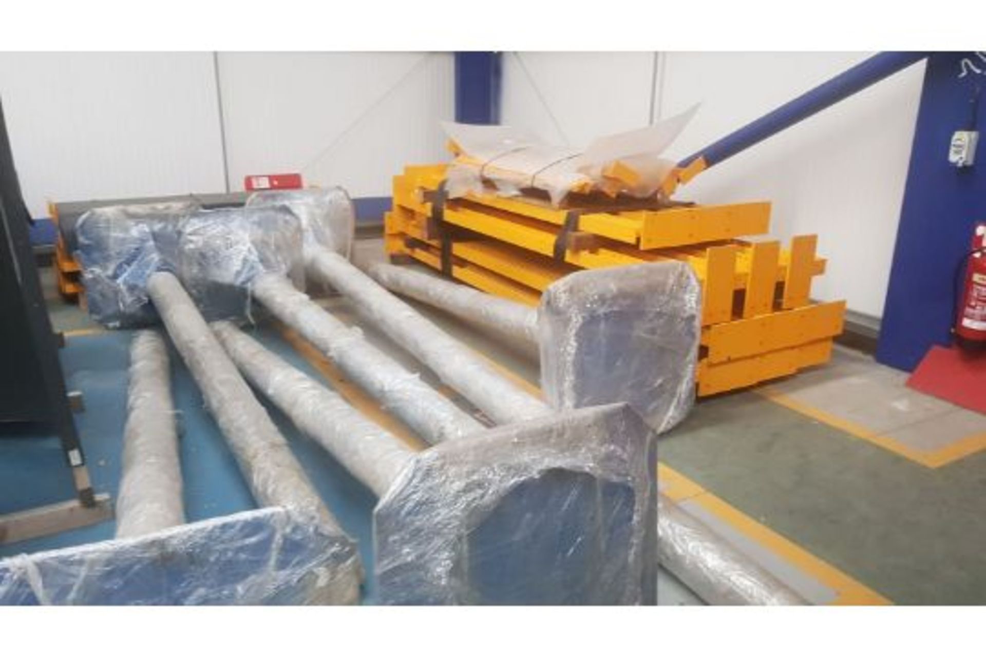 Heavy Mechanical Line (Parcel Conveyor) System - Image 7 of 22