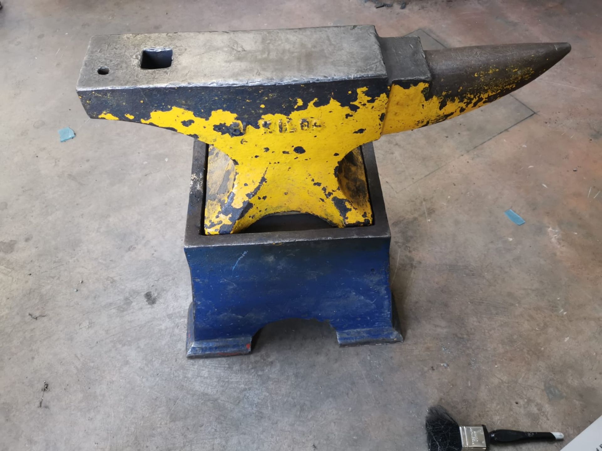 Large Anvil