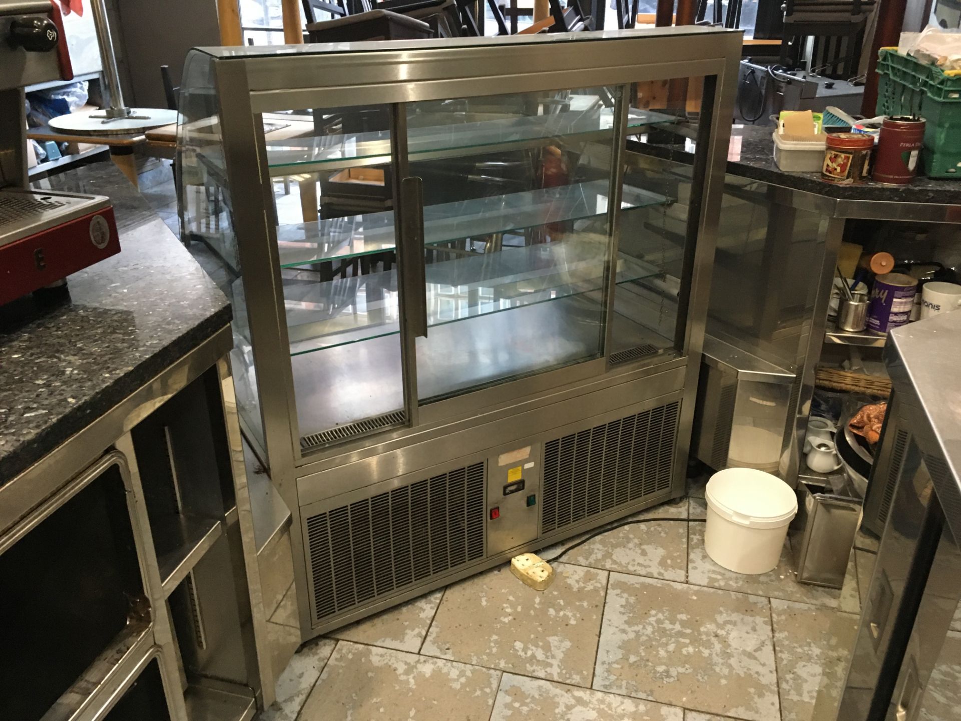 Patisserie Cabinet - Image 2 of 3
