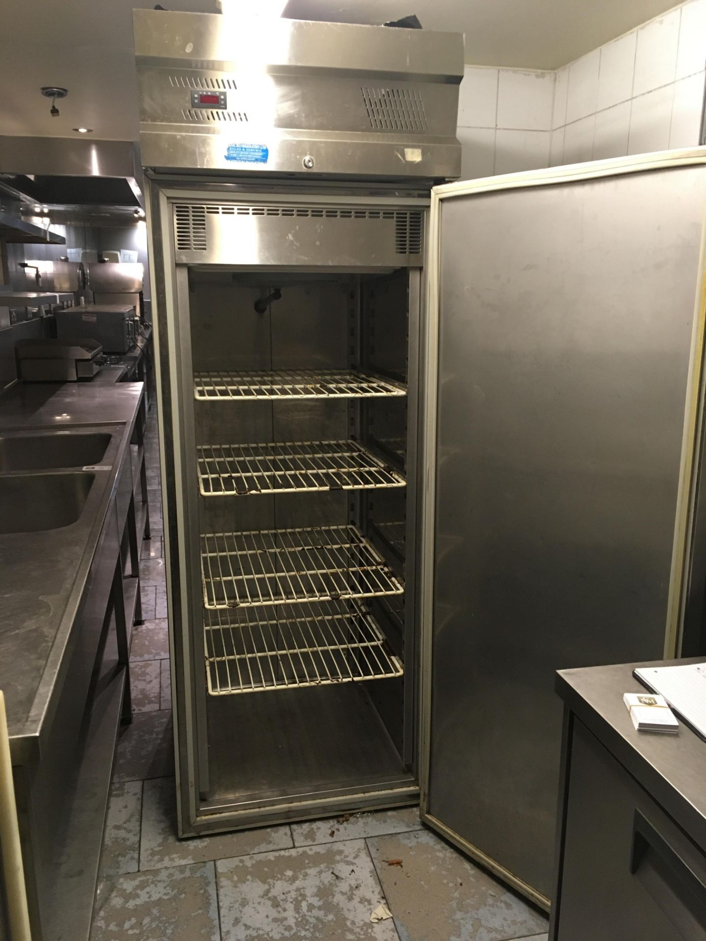 Inomak SA Upright Fridge - Image 2 of 3