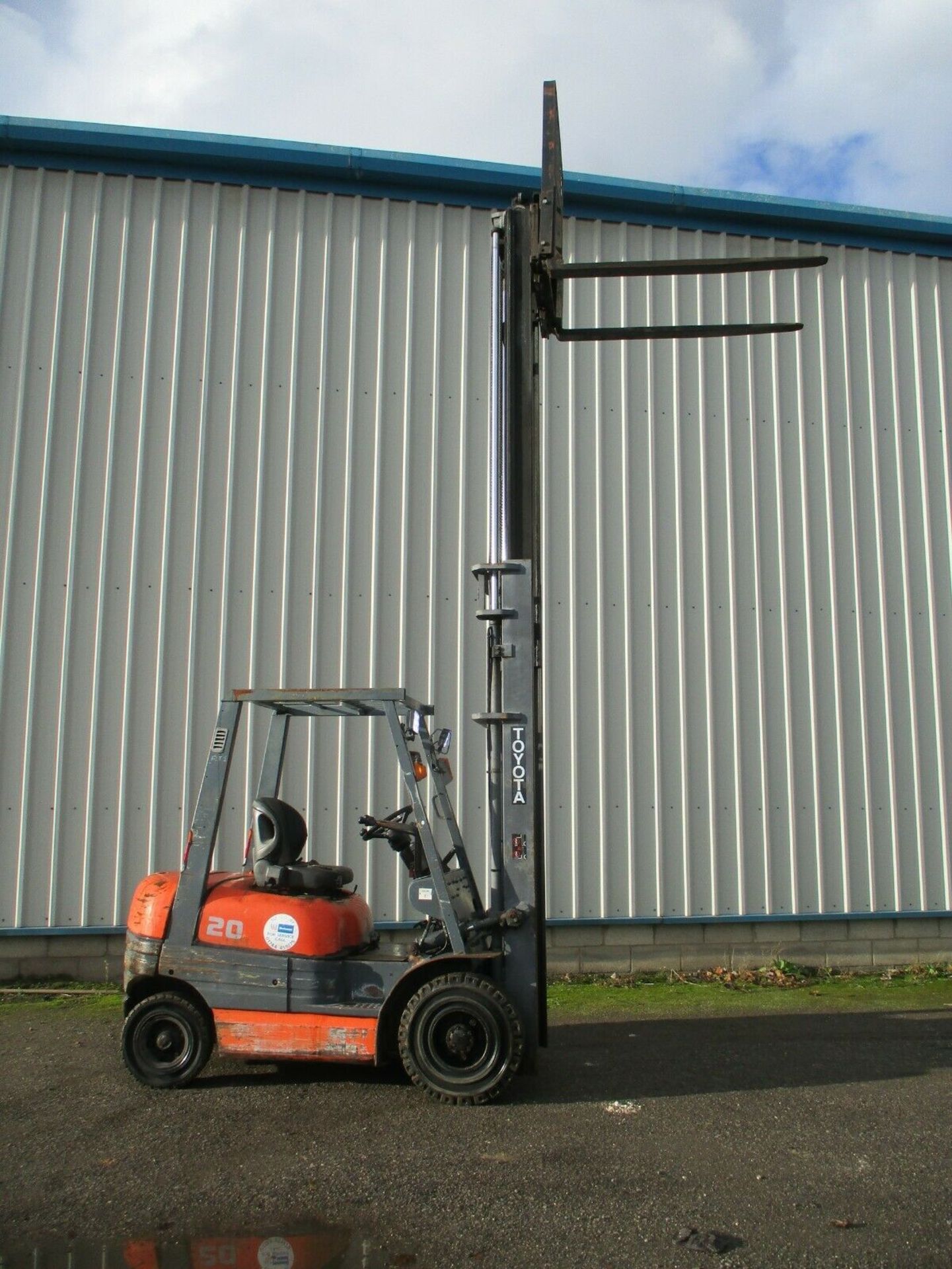 Toyota 6FD20 Forklift - Image 9 of 12