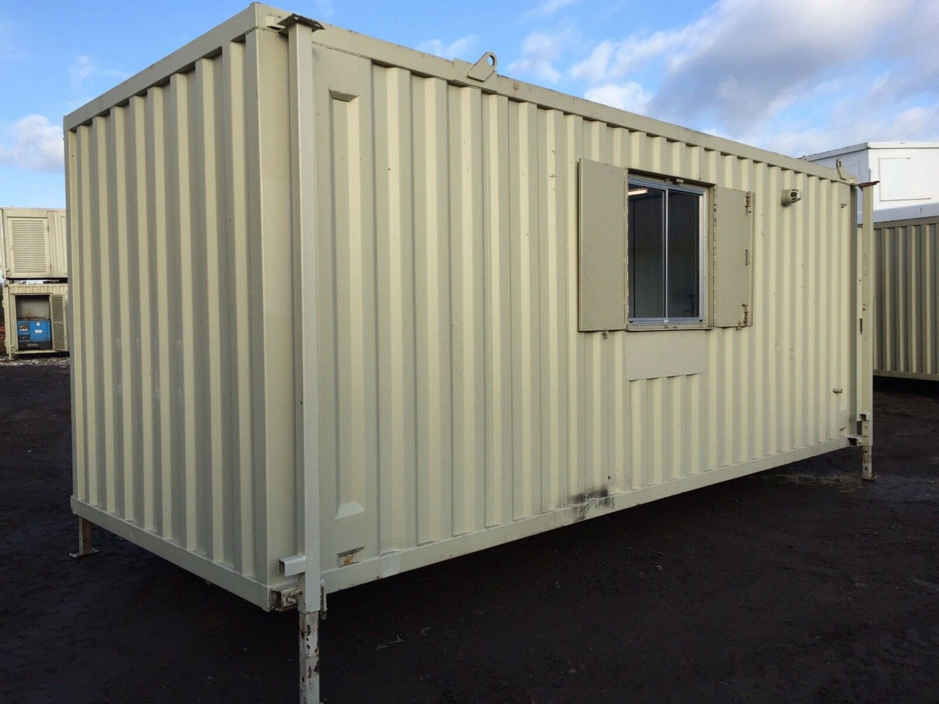 Anti Vandal Steel Welfare Unit Complete With Generator