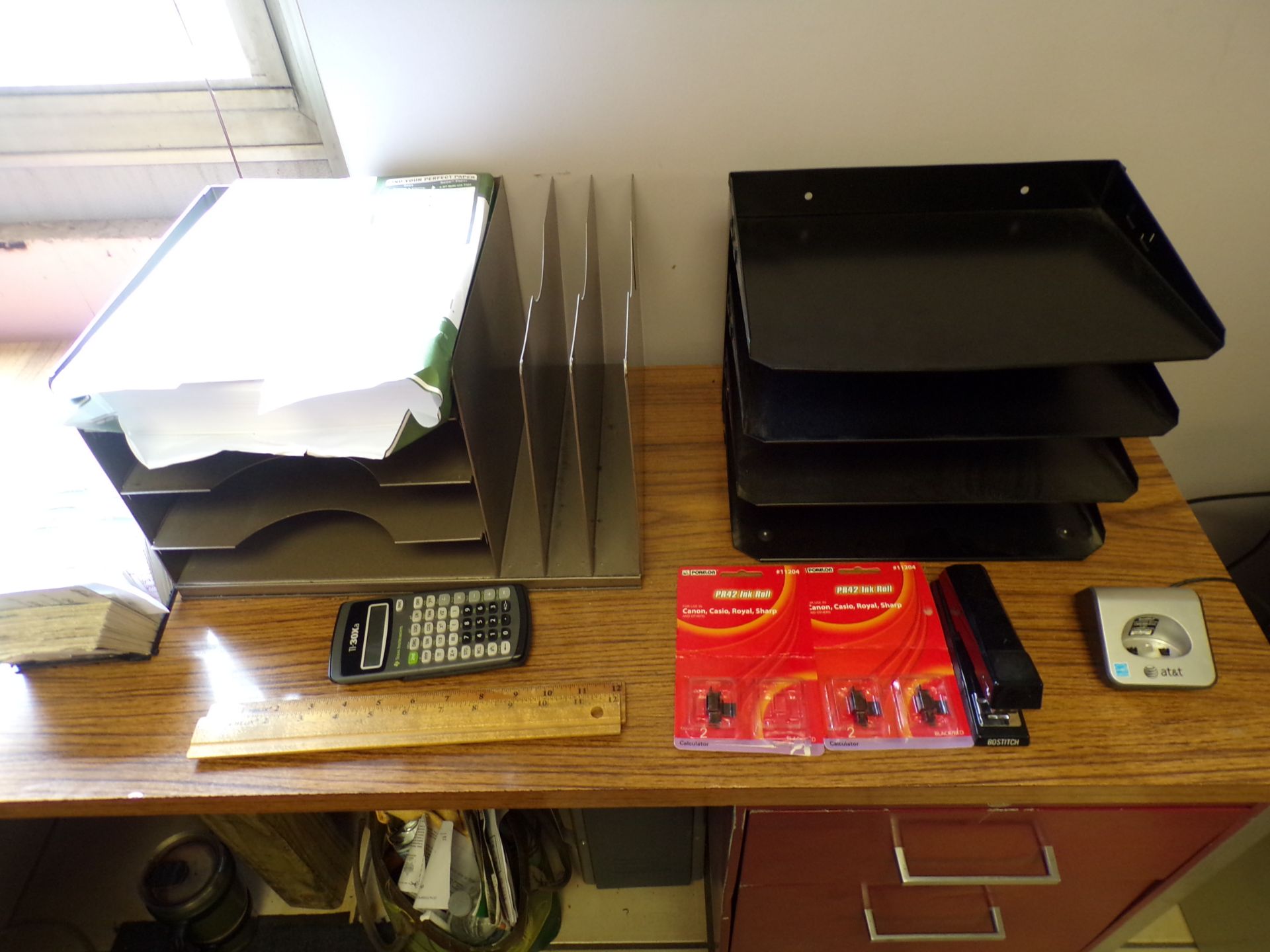Office desk & Misc. - Image 4 of 6