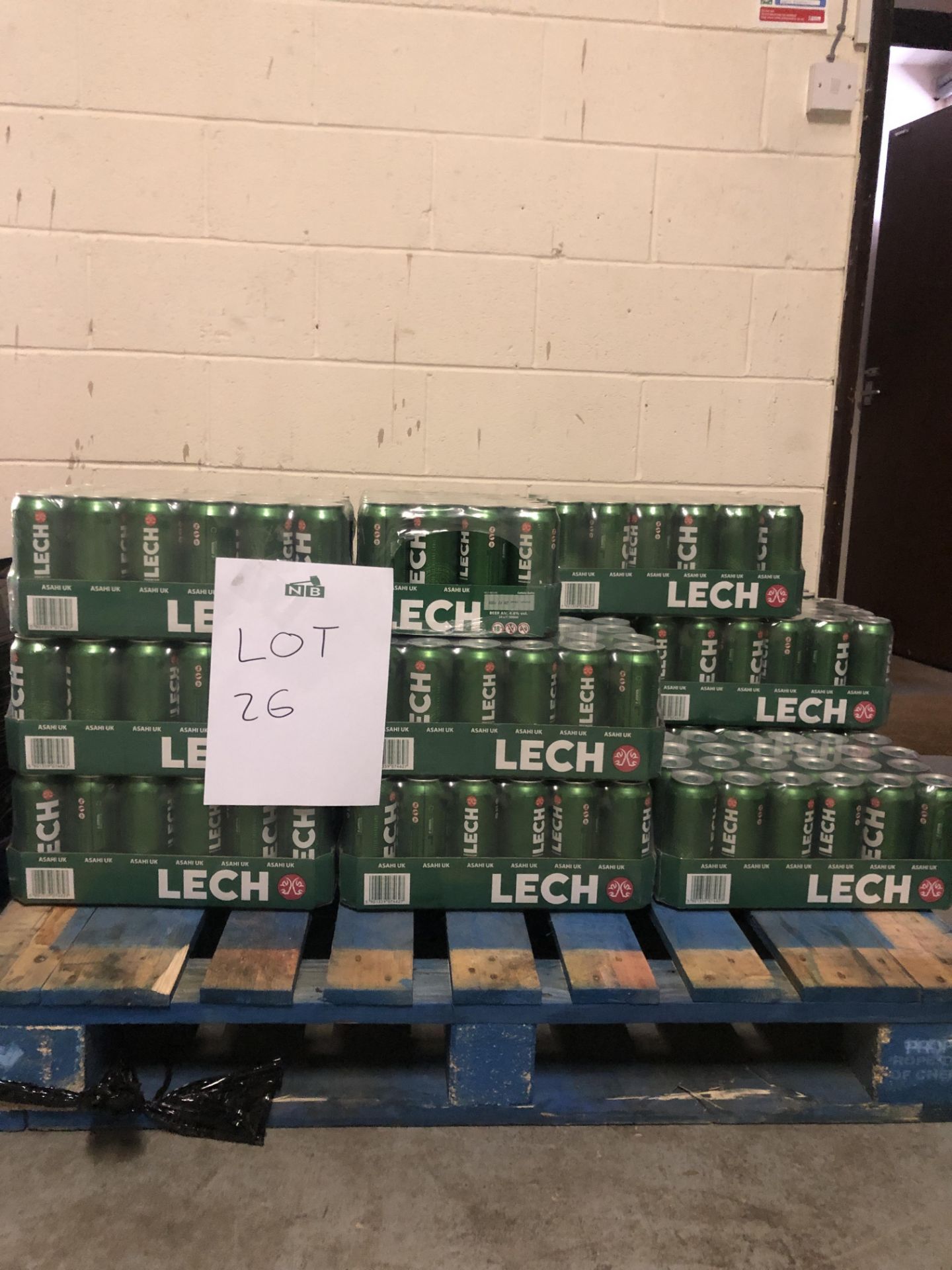 Lech Premium Lager - (10 x Cases of 24 x 500ml) - EXPIRED ON 29/05/2020 - NO VAT