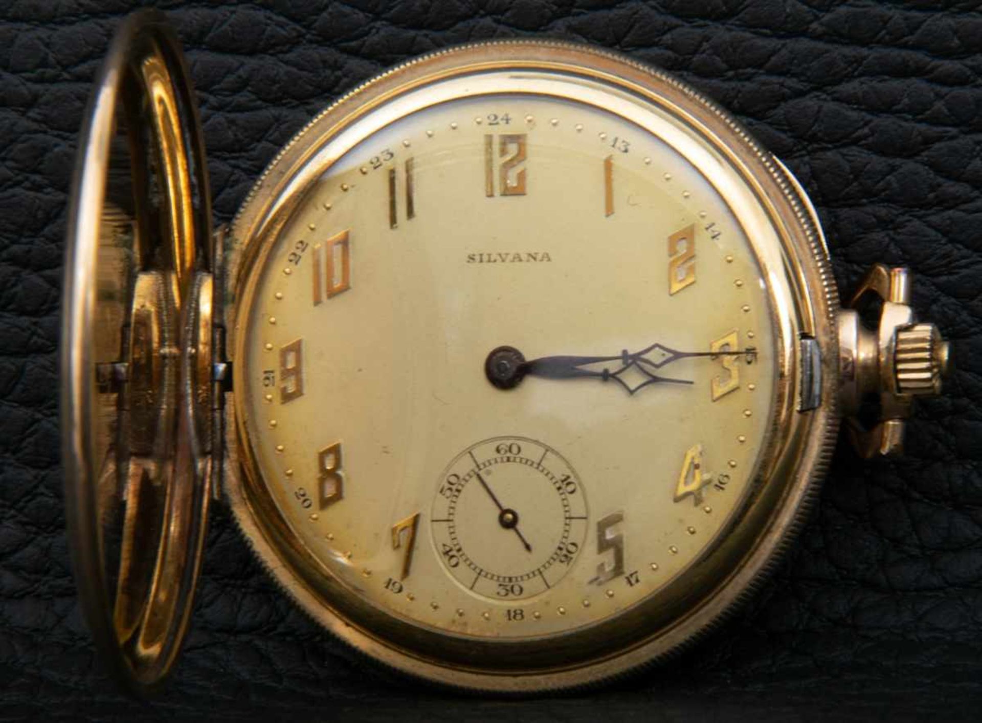 Flache Herrentaschenuhr, sog. Frackuhr der Marke "SILVANA". Vergoldetes Gehäuse, Gehäuseno. - Bild 6 aus 10