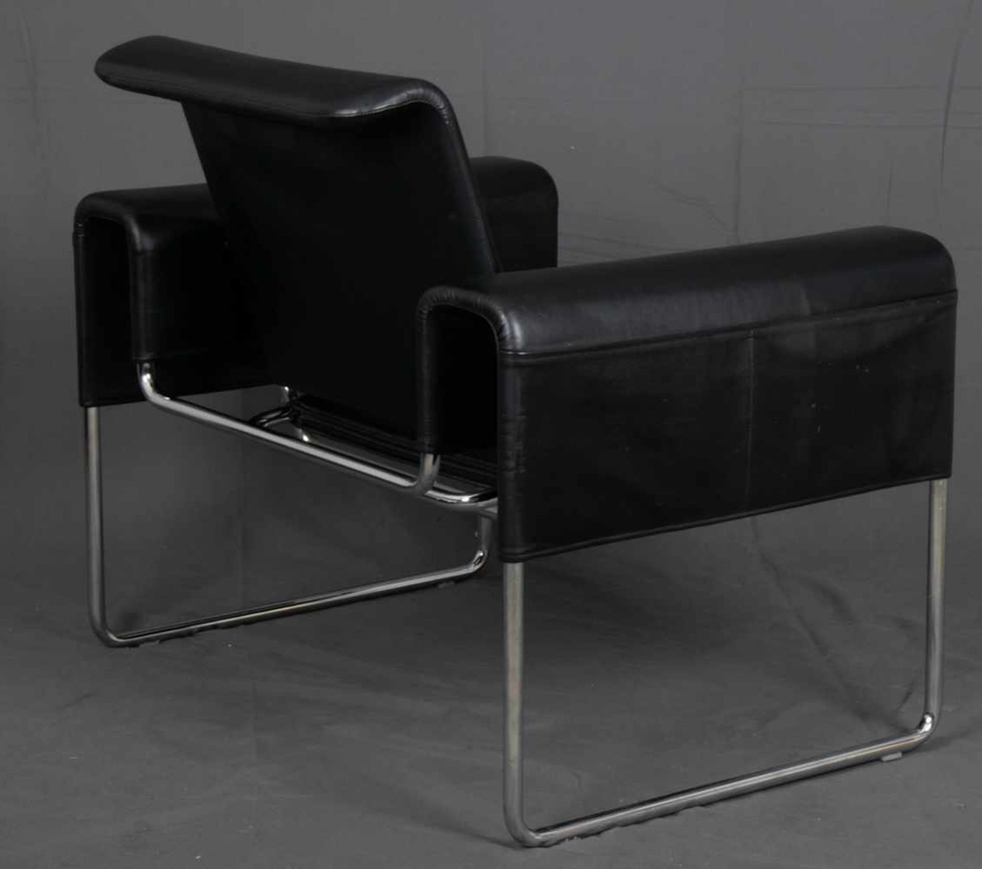 Lounge-Sessel "MOOD"-Design Studio 7.5, 2006. L & C ARNOLD, Stendal. Stahlrohrsessel mit schwarzer - Bild 4 aus 7