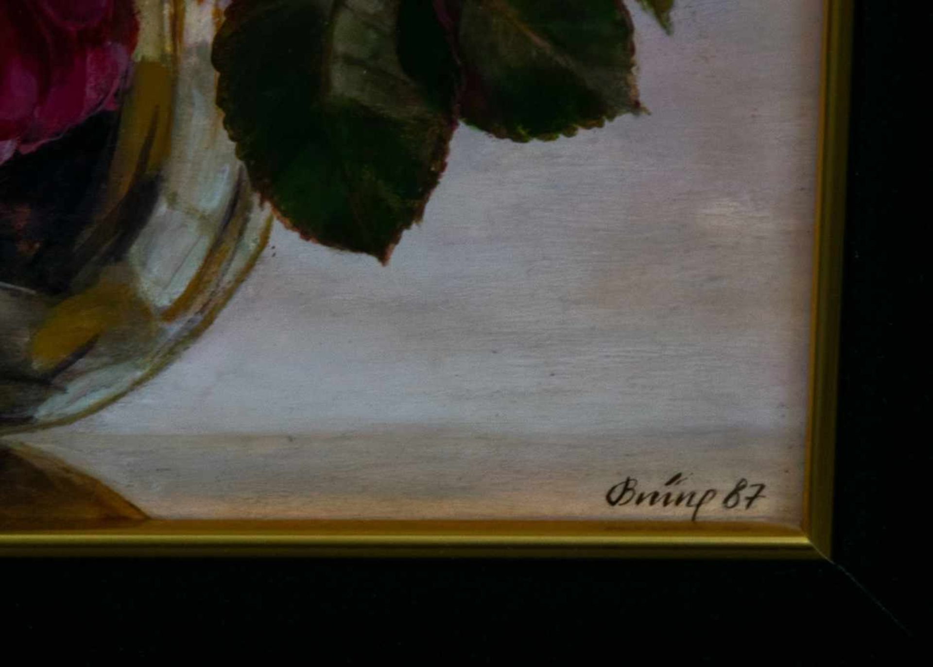 "Rosenstrauß" in Glasvase, Gemälde, Öl auf Schichtholzplatte, ca. 34 x 34 cm, Rahmen beigegeben, - Image 3 of 4