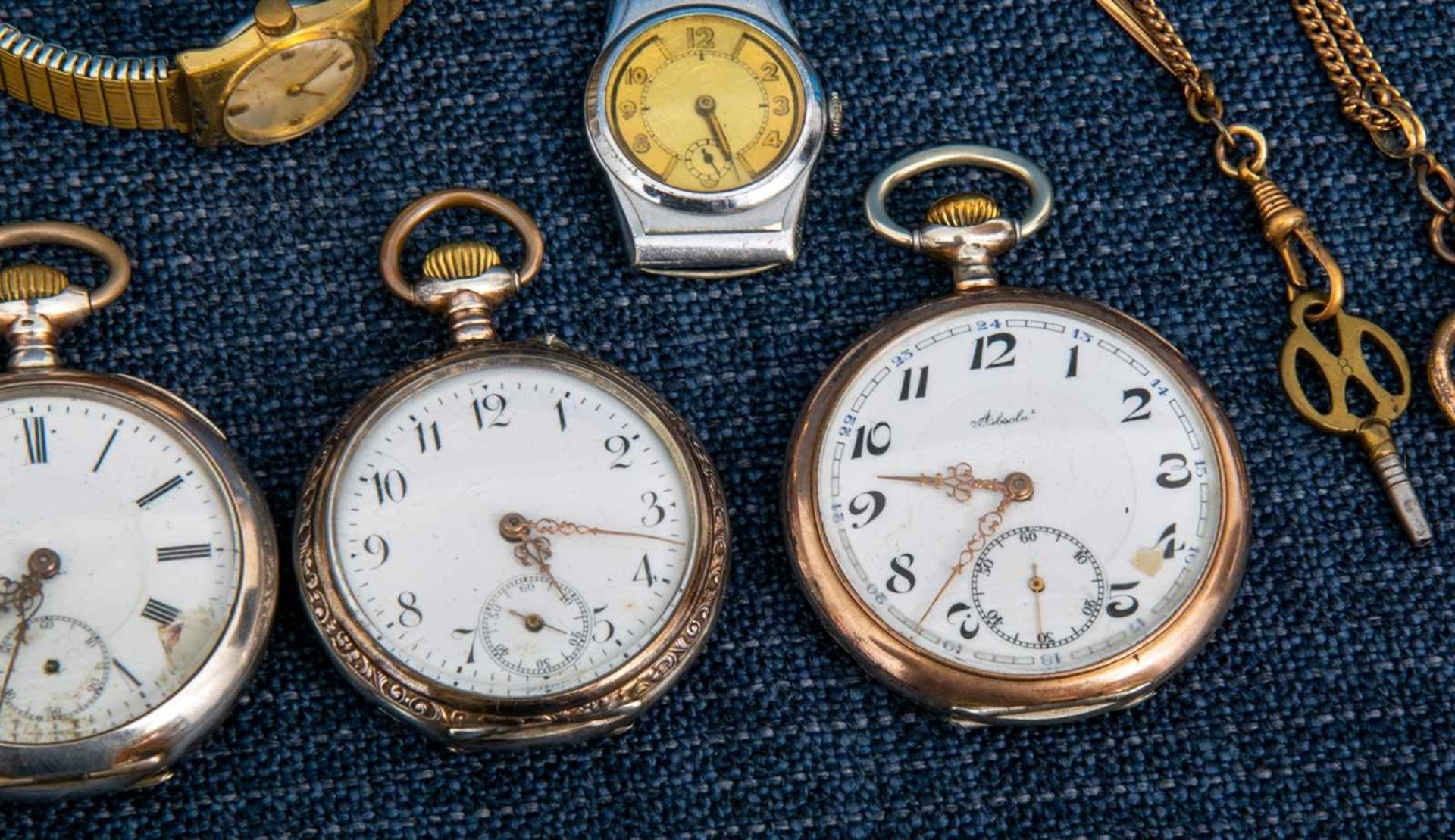8teiliges Konvolut versch. alter & antiker Uhren, bestehend aus 3 versch. Armbanduhren u. a. 1 x - Bild 2 aus 7
