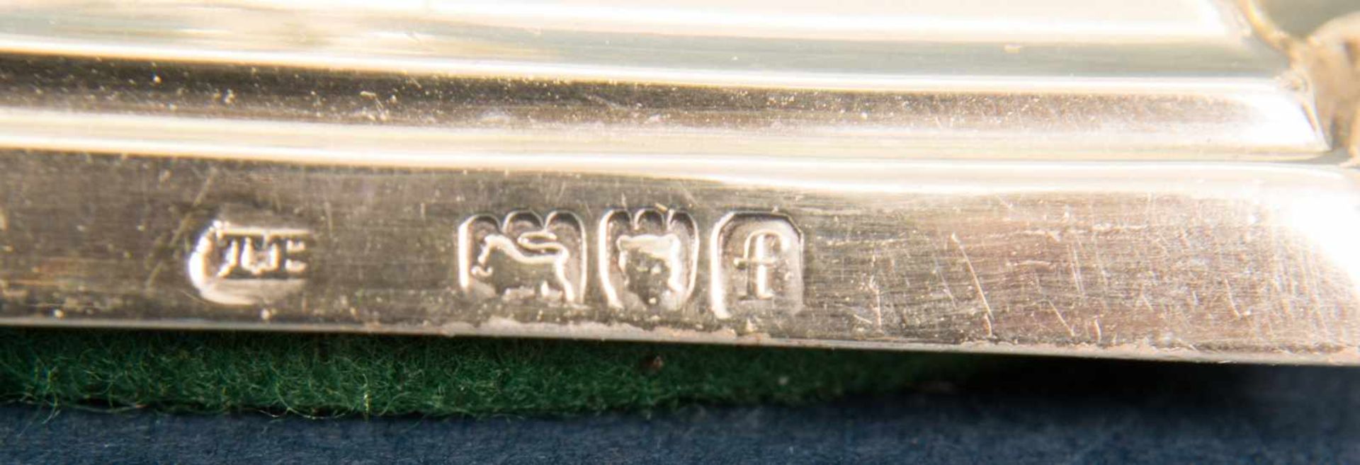 Paar einflammiger Tischkerzenleuchter, 925er Sterlingsilber,Füße beschwert, Höhe ca. 11 cm, ca. - Bild 7 aus 7