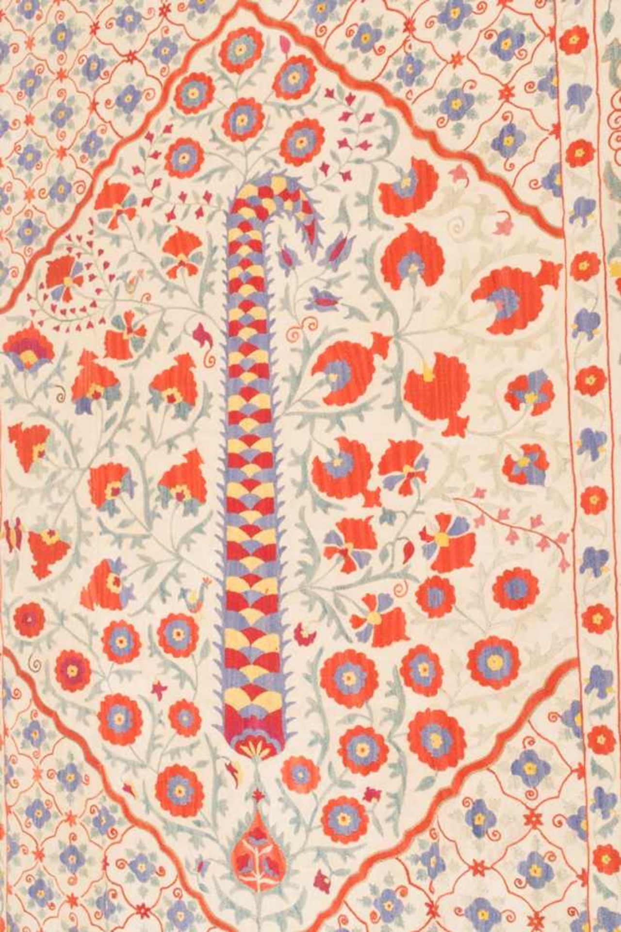 Alte oder antike Suzani - Stickerei, Usbekistan 19. oder 20. Jhdt., ca. 196 x 142 cm. Schöner, - Bild 3 aus 12