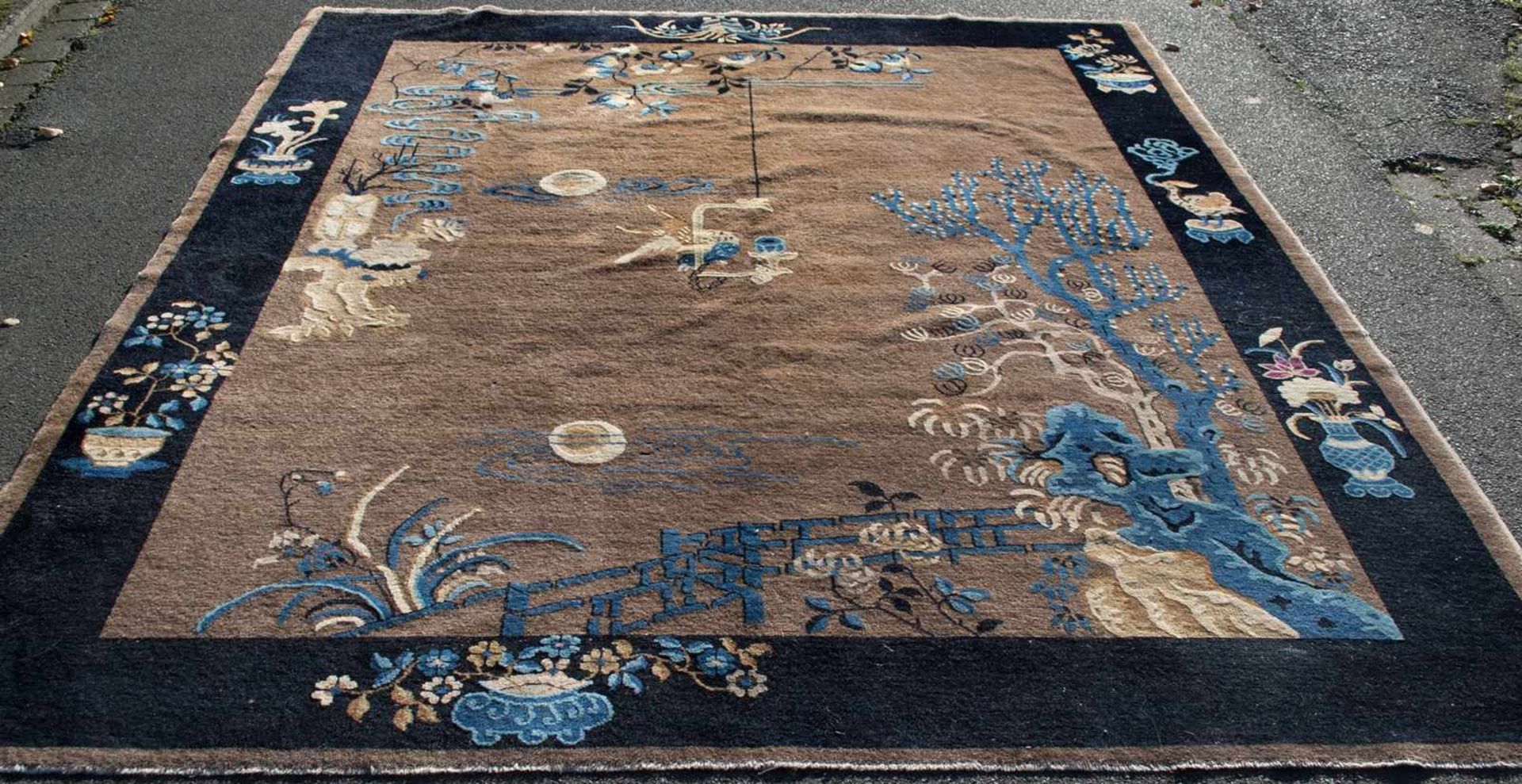 Großer, antiker China-Teppich, Art-Deco um 1930, ca. 247 x 294 cm. Traditioneller, asiatischer - Image 13 of 20