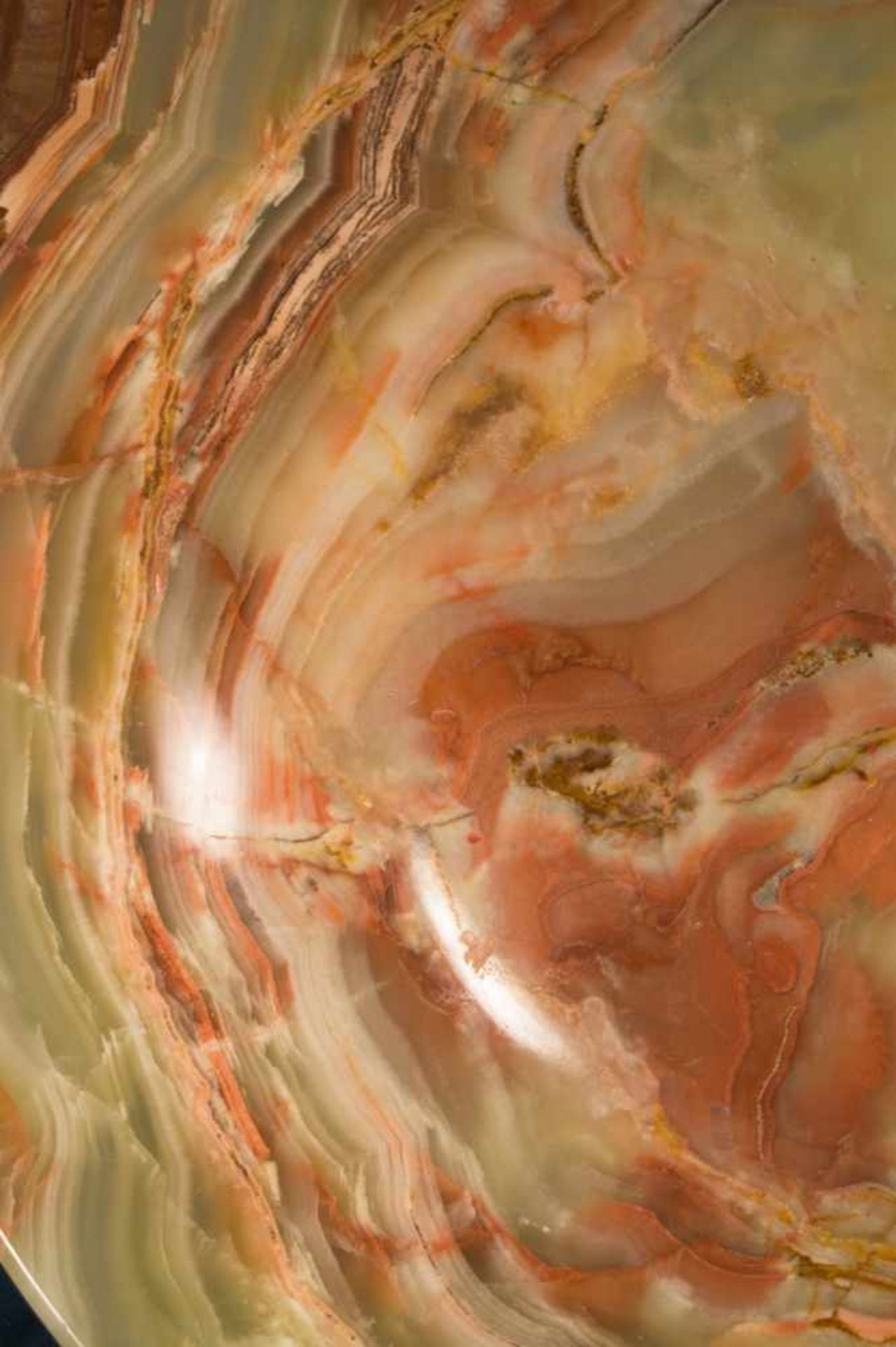 Polierte runde Mineralstein-Schale mit hochgezogenem Rand, Onyx? Höhe ca. 6,5 cm. Durchmesser ca. 20 - Bild 6 aus 8