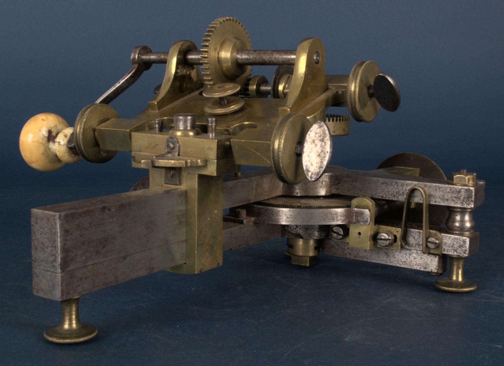 Zahnradfräsmaschine/Zahnräderschneidemaschine, frühes Uhrmacherwerkzeug, deutsch Mitte 18. Jhd., - Image 22 of 29
