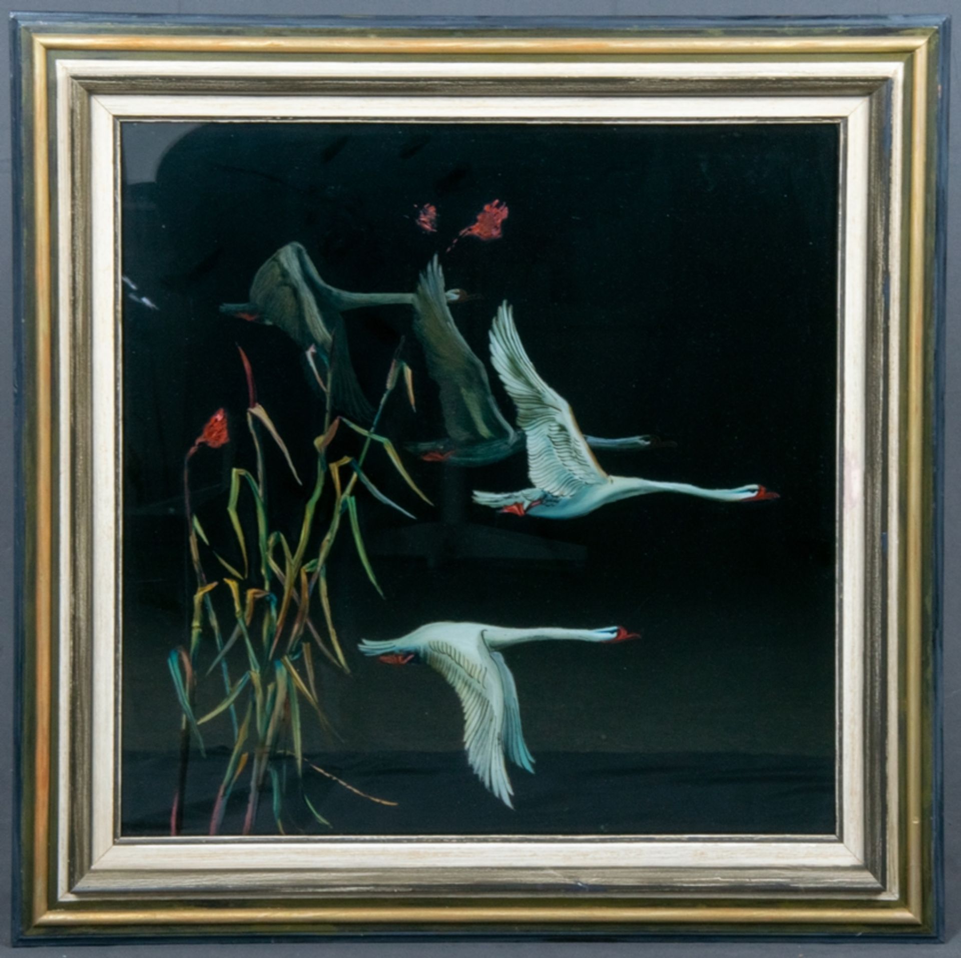 "Zugvögel" im Flug, Hinterglasmalerei. Abbildung ca. 43 x 43 cm, unsignierte/gerahmte Arbeit, Rahmen