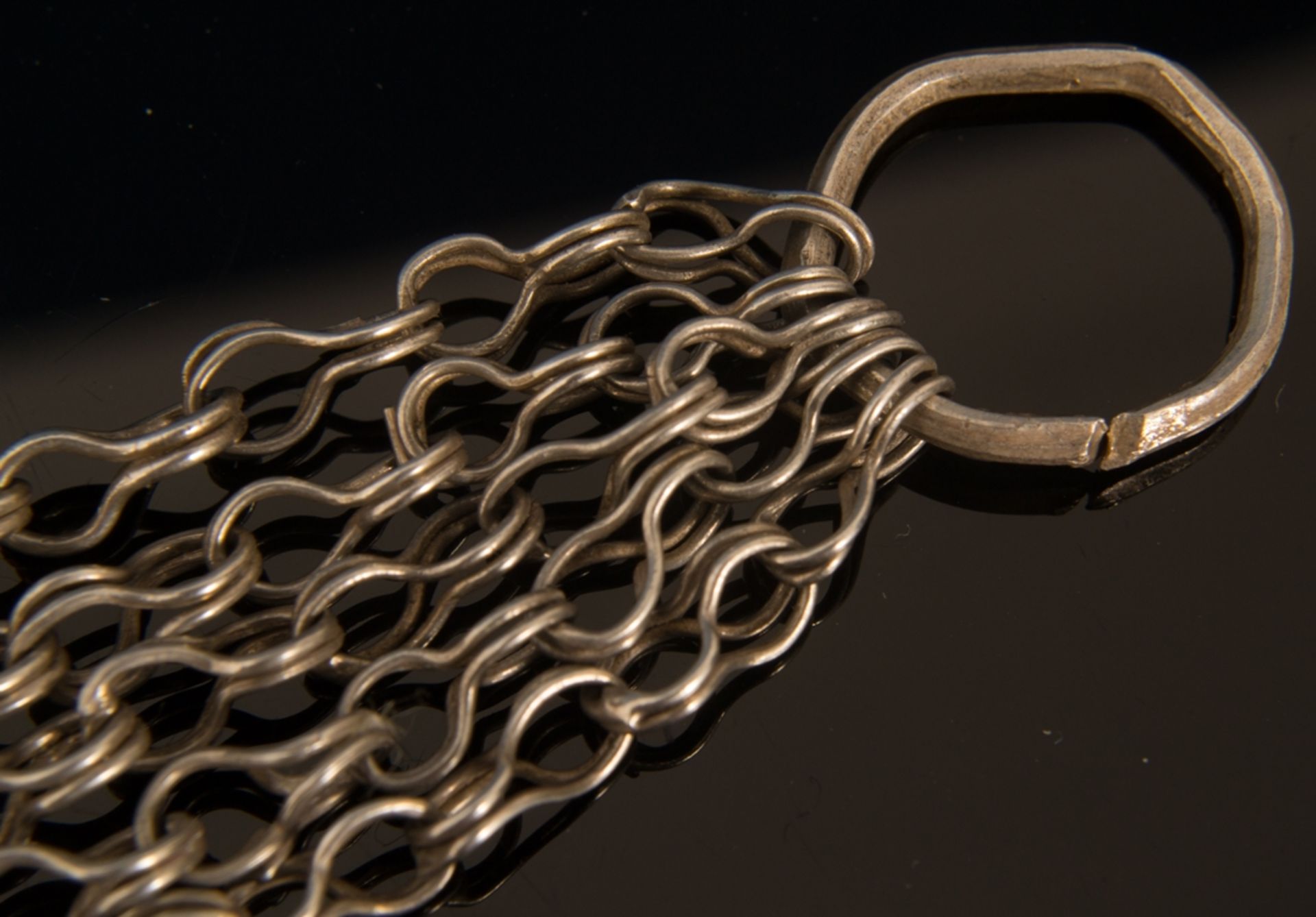 Gliederarmband aus dem Oman. Silber, teilweise vergoldet, ungestempelt. Länge ca. 35 cm. - Bild 7 aus 11
