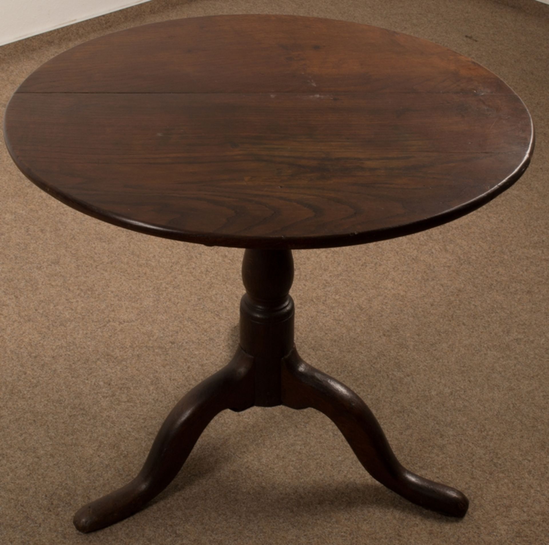 Antiker "Tripod-Table", England, 19. Jhd., dreibeiniges Tischgestell (Ulme oder Eiche) mit - Bild 2 aus 7