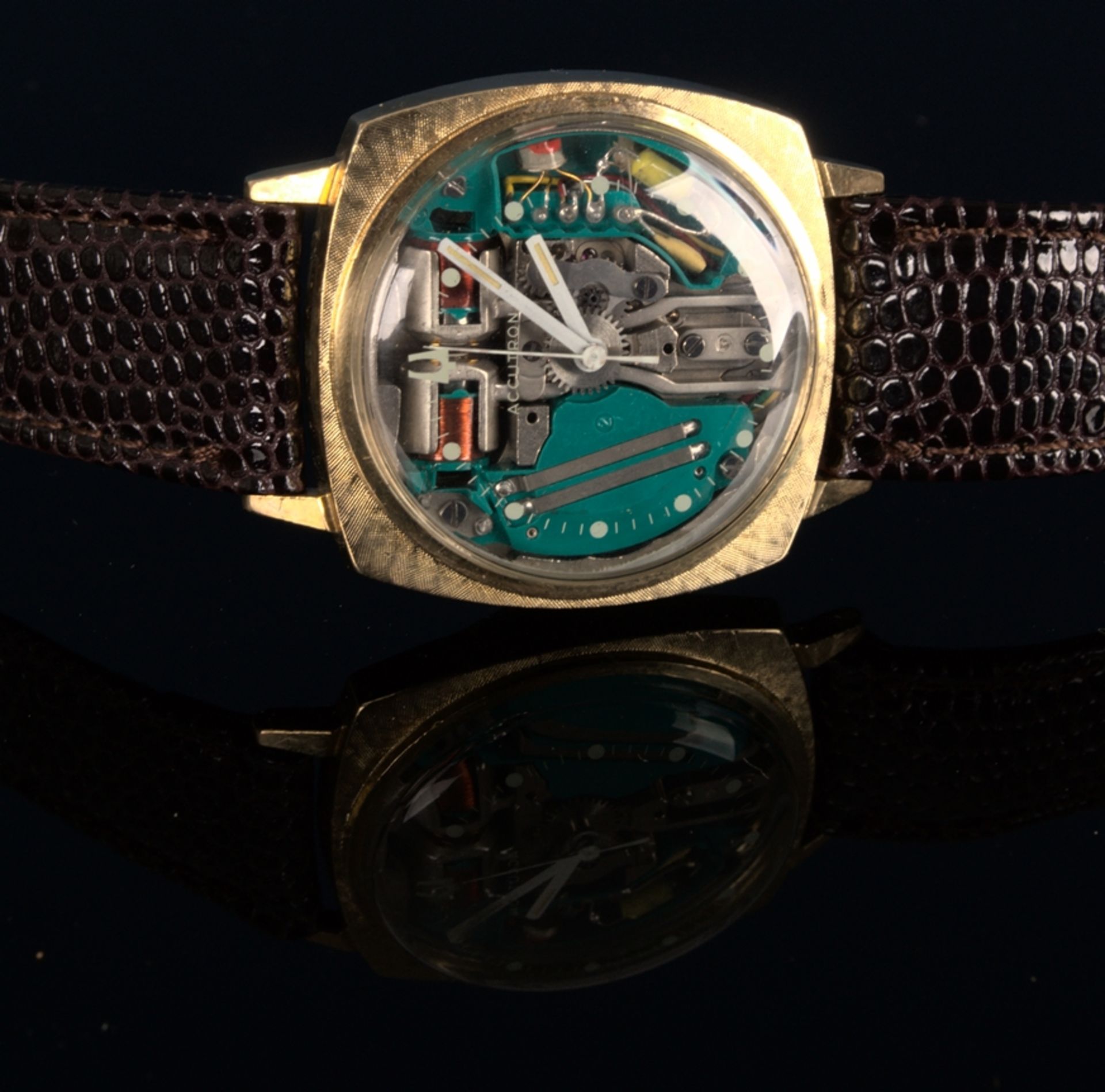 "BULOVA ACCUTRON" Herrenarmbanduhr der 1960er/70er Jahre in optisch sehr schöner Erhaltung. - Bild 6 aus 9