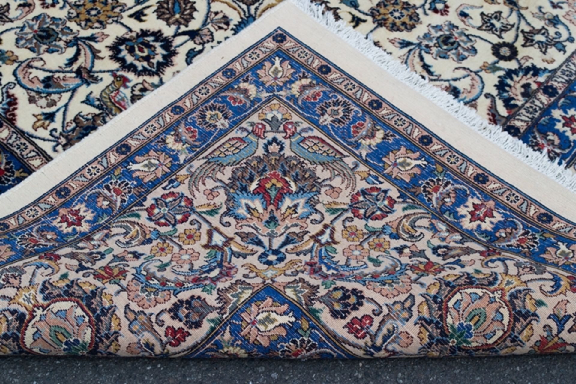 Großer, eleganter Orientteppich, Iran, Ende 20. Jhd., ca. 290 x 450 cm. Durchgemusterter Fond, - Bild 13 aus 17