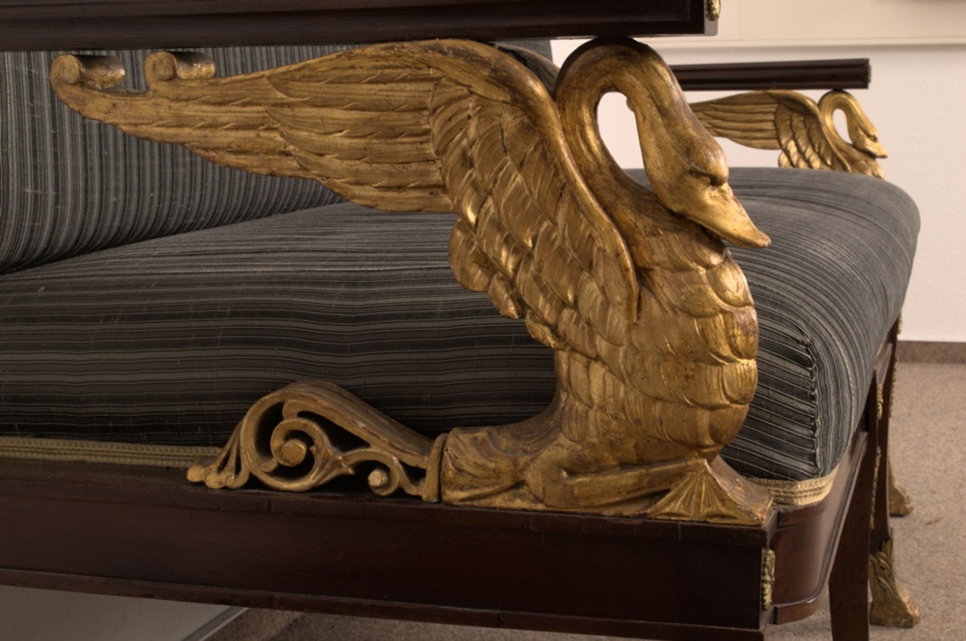 Elegantes Sofa/Sitzbank sog. "Kanapee", Second Empire, Frankreich um 1900. Mahagoni massiv & - Image 4 of 27