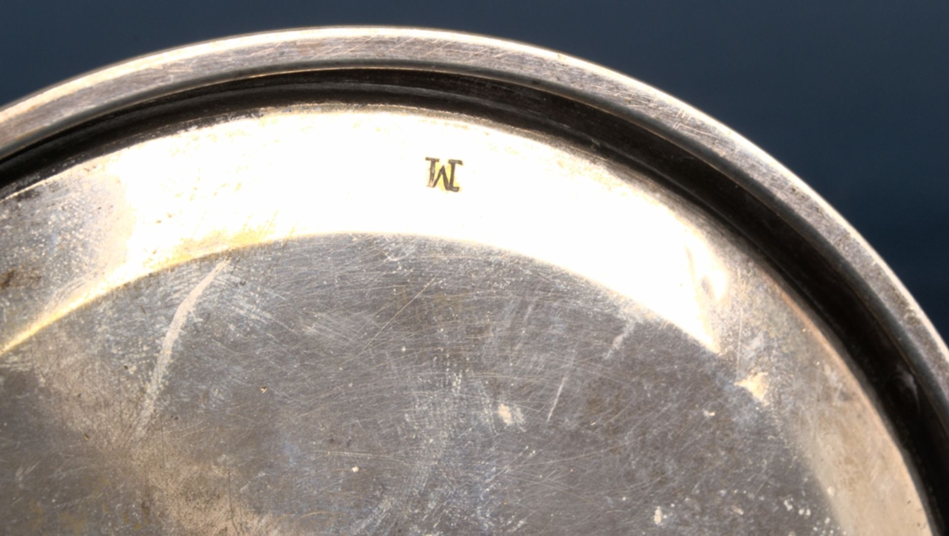 3armiger Tischkerzenleuchter, 1930er/40er Jahre, ca. 560 gr. 835er Silber. Höhe ca. 22 cm, Länge ca. - Bild 9 aus 9