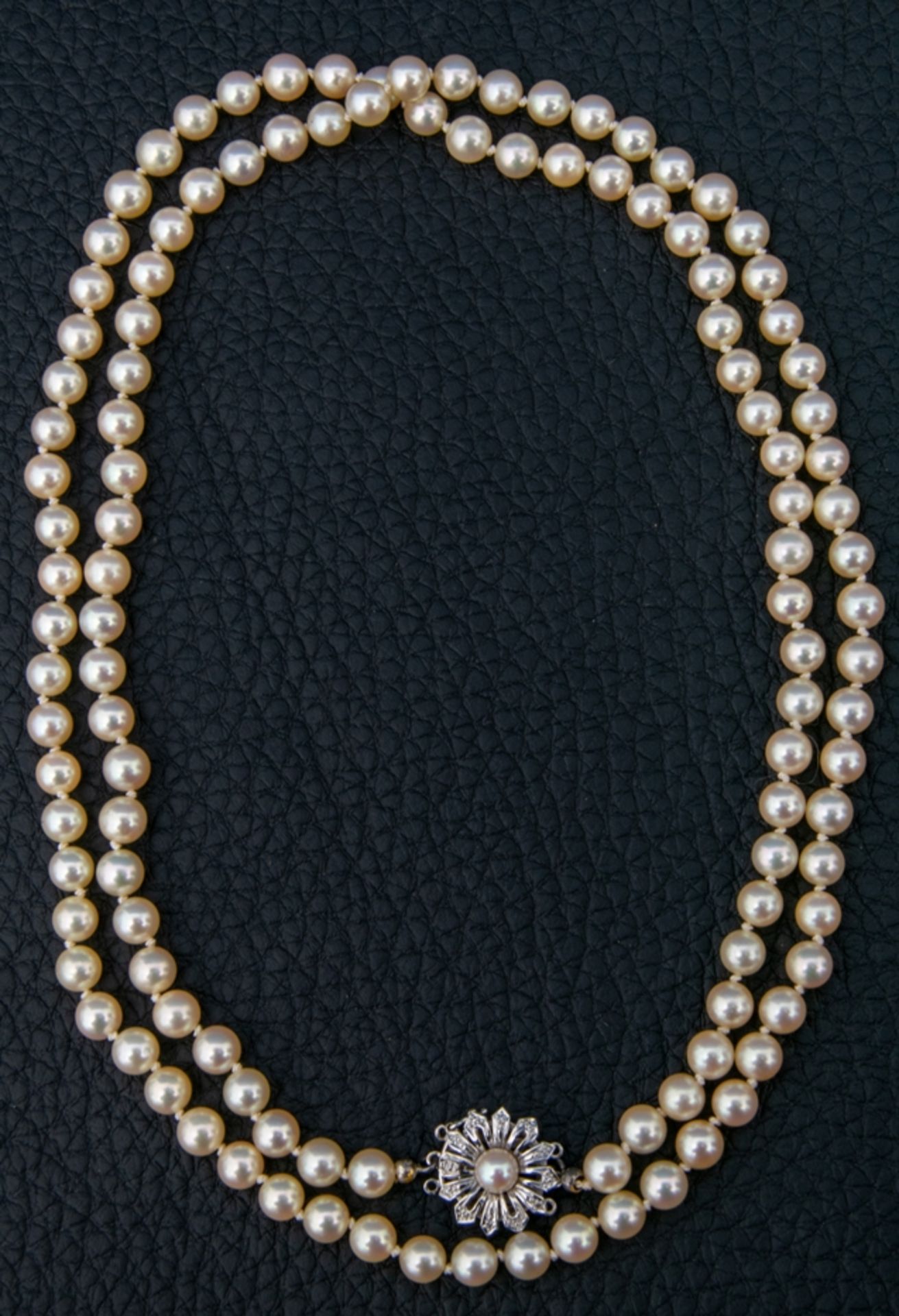 Perlenkette/Zuchtperlen mit champagnerfarbigem Lüster, Länge ca. 92 cm, 585er Weißgold - Bild 4 aus 6