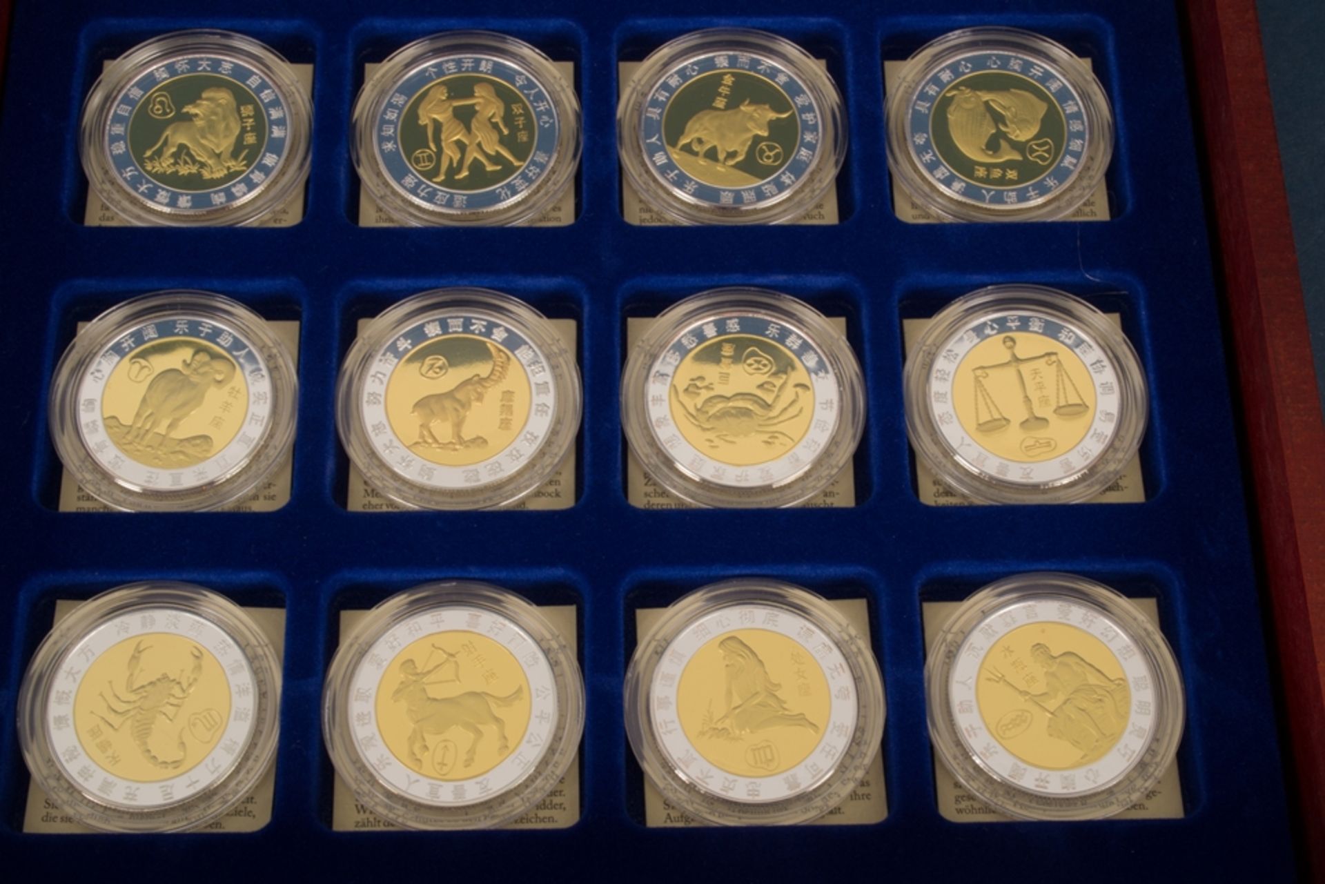 12 Medaillen/Gedenkprägungen der 12 europäischen Sternzeichen, geprägt von "China Coins Limited", in - Image 2 of 6