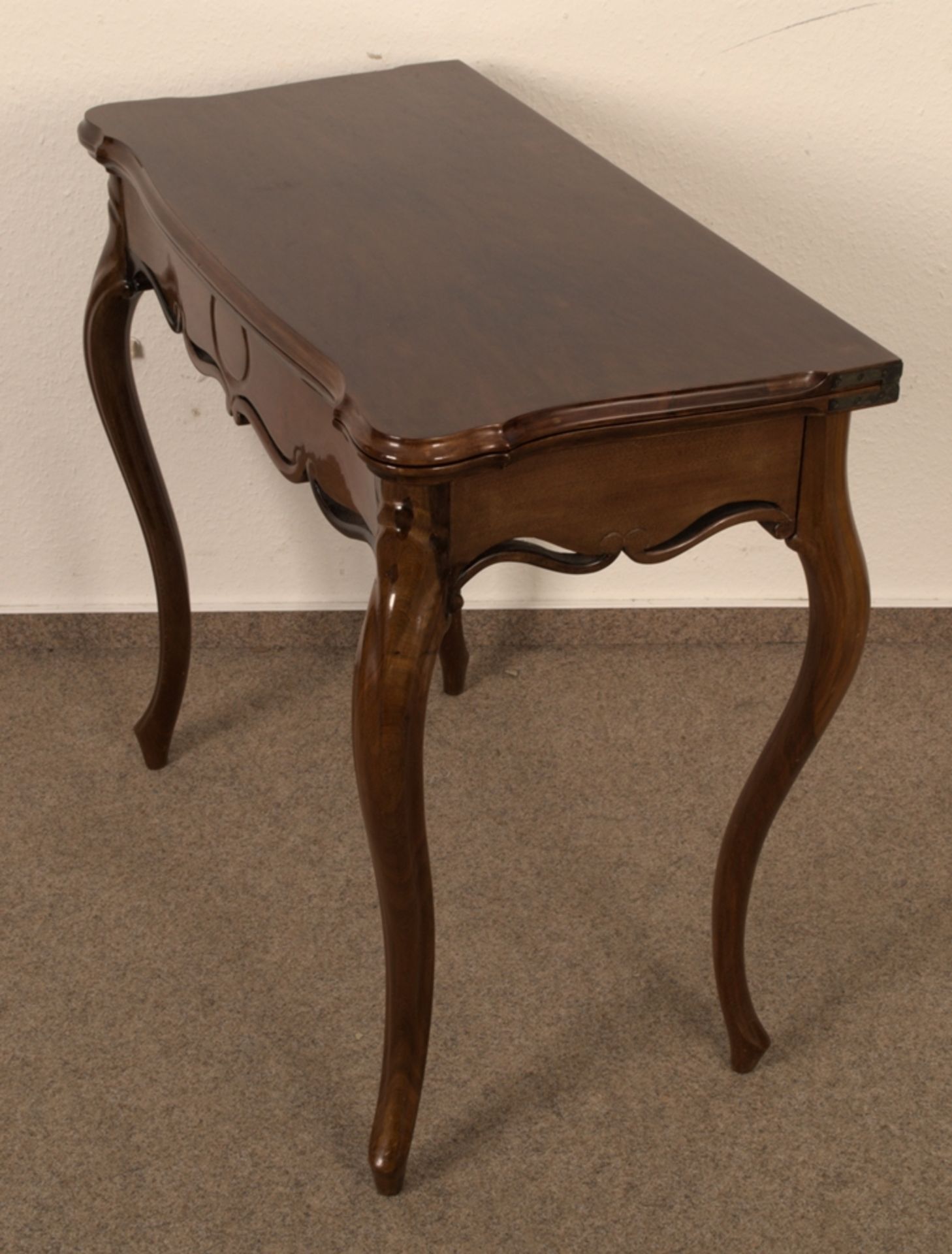 Konsoltisch/Spieltisch. Louis Philippe um 1900, Nussbaum massiv & furniert, ältere Restauration, - Image 6 of 10