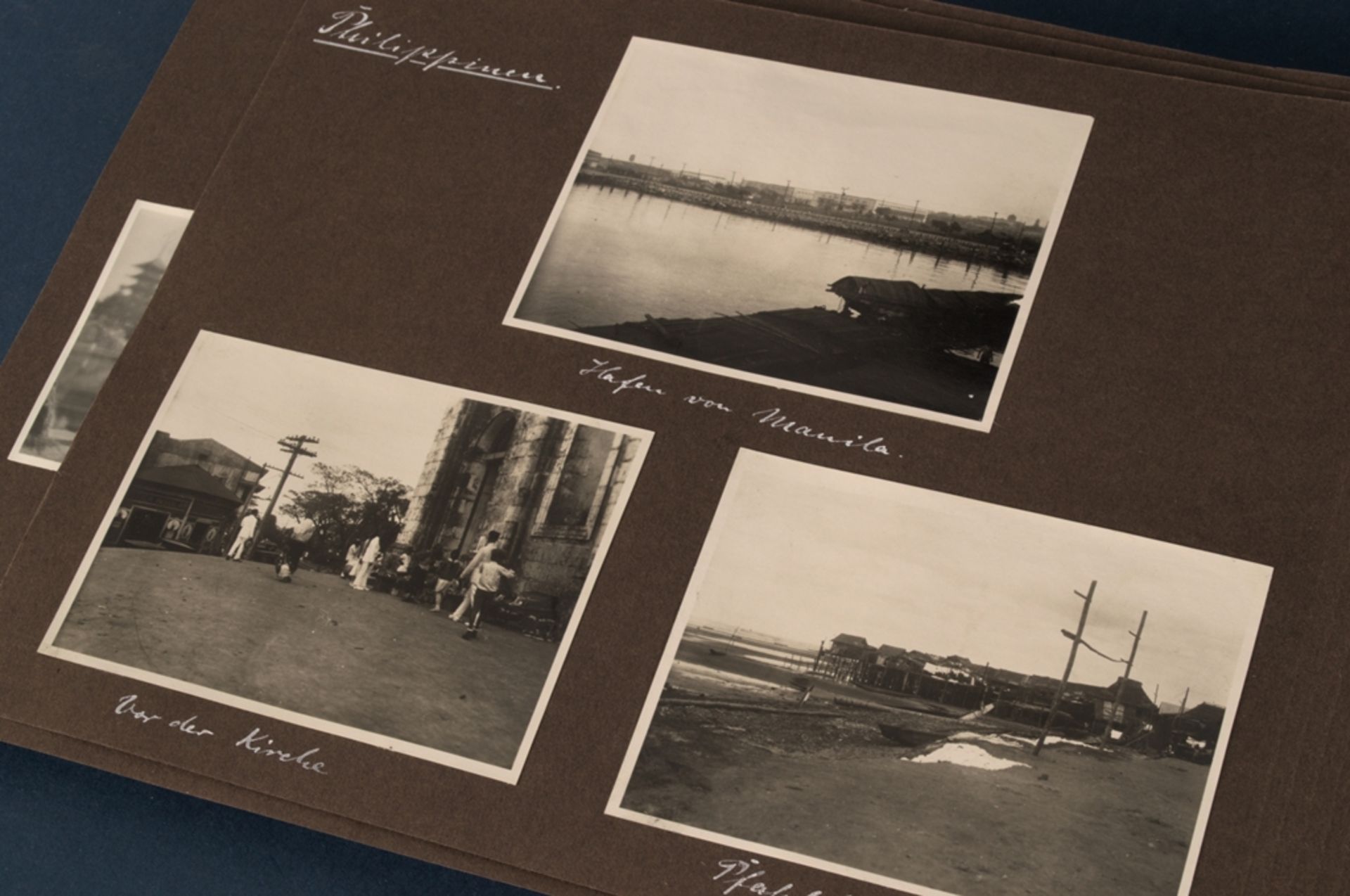 "Meine Ostasien- Seereise" von 1927 - 1928 auf der "M.S. Vogtland". Fotoalbum mit insgesamt ca. - Image 21 of 25