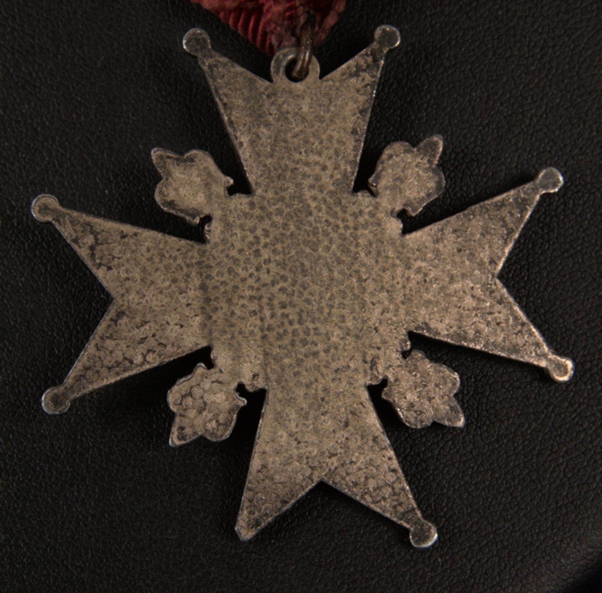 Alter oder antiker Orden: "Für Gute Leistungen", silberfarbenes metallisches Halskreuz mit Halsband, - Image 5 of 5