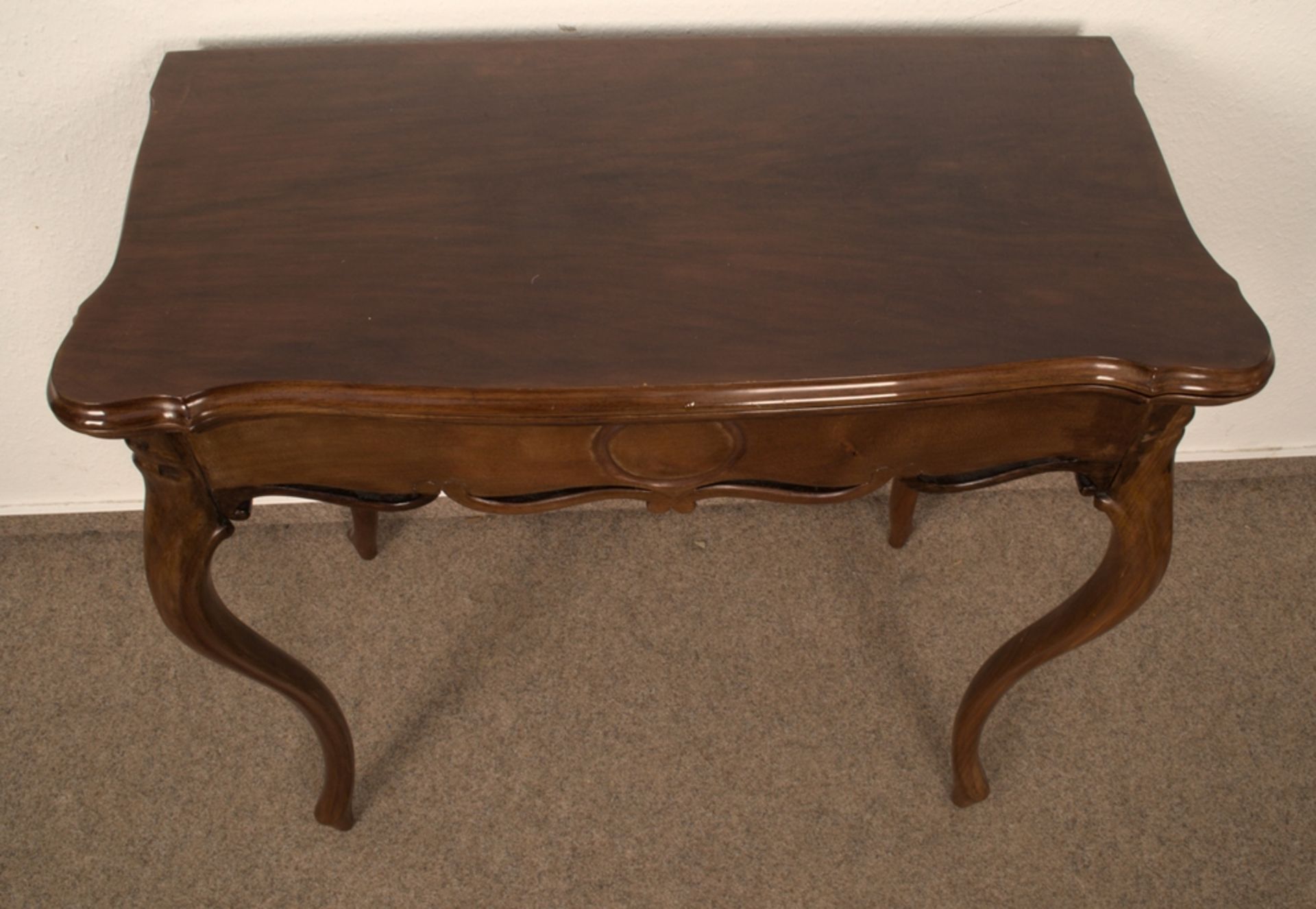 Konsoltisch/Spieltisch. Louis Philippe um 1900, Nussbaum massiv & furniert, ältere Restauration, - Image 4 of 10