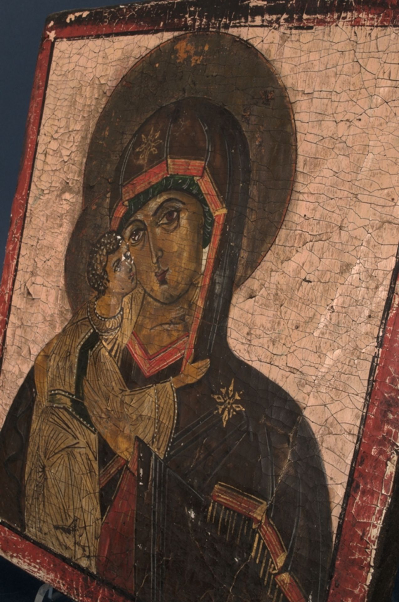 Alte oder antike, wohl griechische Ikone, 19./20. Jhd., Holztafel ca. 36,5 x 30 cm. "Maria mit dem - Bild 9 aus 14
