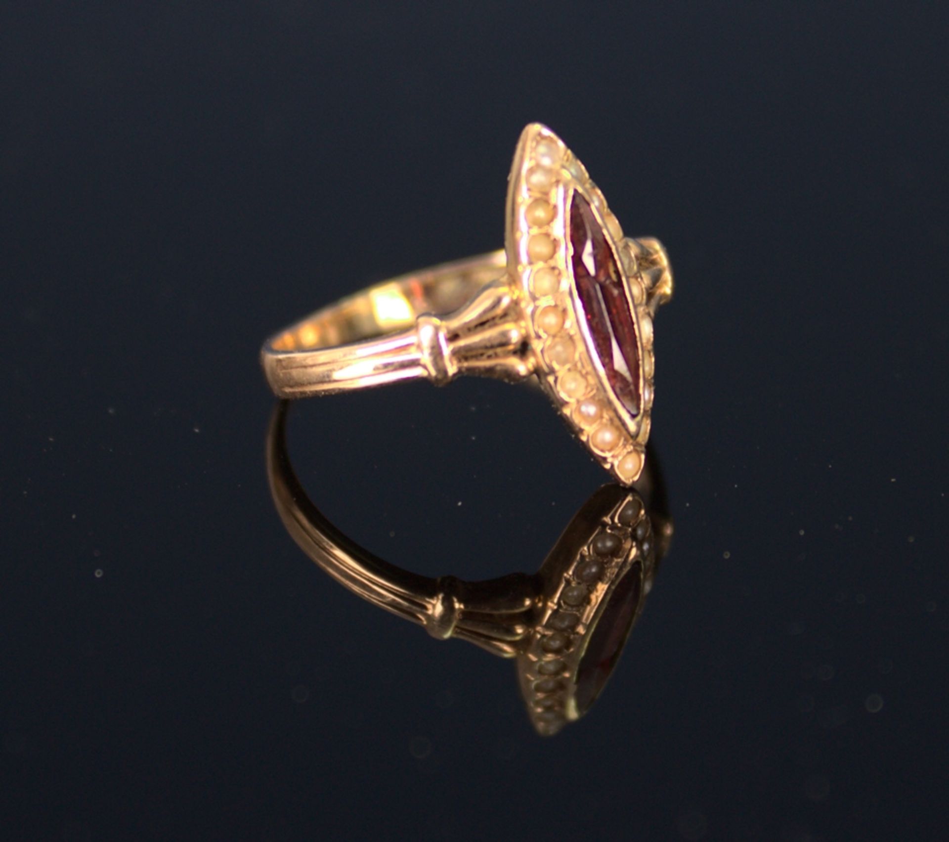 Antiker 585er Rot oder Rosegold Ring mittig mit Rubin-Navette (gebrochen/beschädigt) besetzt, von 20 - Bild 3 aus 7