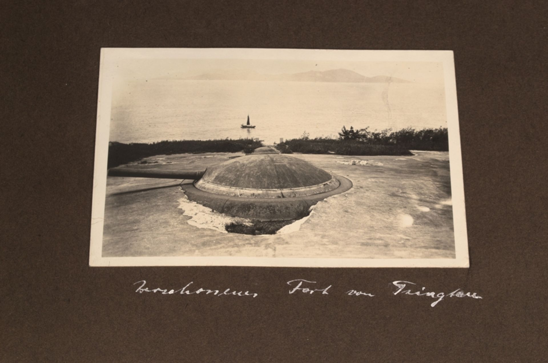 "Meine Ostasien- Seereise" von 1927 - 1928 auf der "M.S. Vogtland". Fotoalbum mit insgesamt ca. - Image 14 of 25