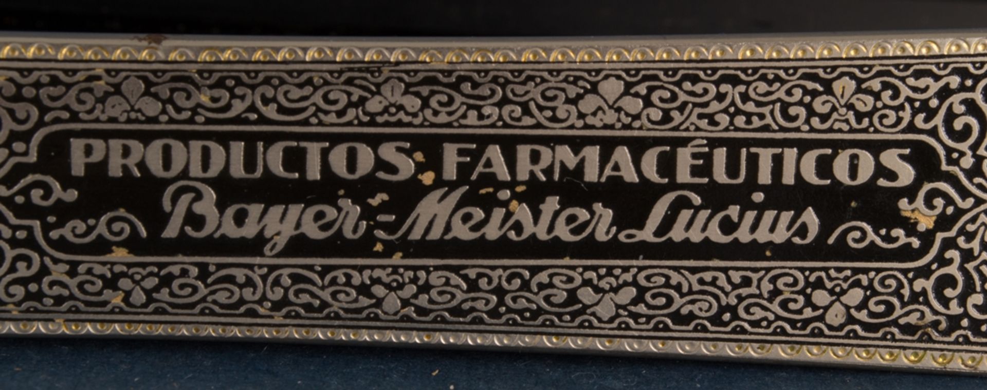 Alter Werbe - Brieföffner bez. " PRODUCTOS FARMACENTICOS Bayer MEISTER LUCIUS". Länge ca. 24 cm. - Image 3 of 5