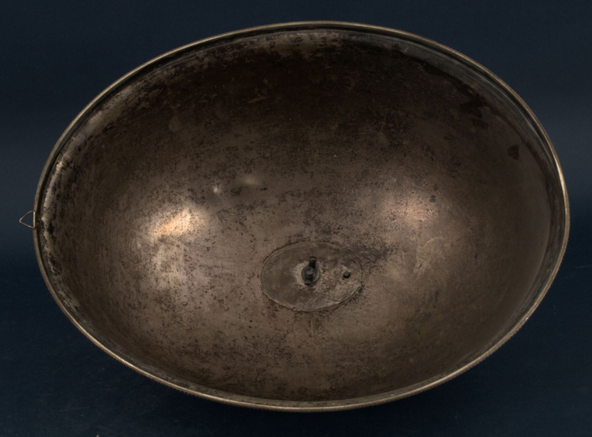Große "CLOCHE"-Wärmehaube, versilbertes Metall, ca. 25 x 47 x 36 cm, im Deckel bez.: "MAPPIN - Image 10 of 13