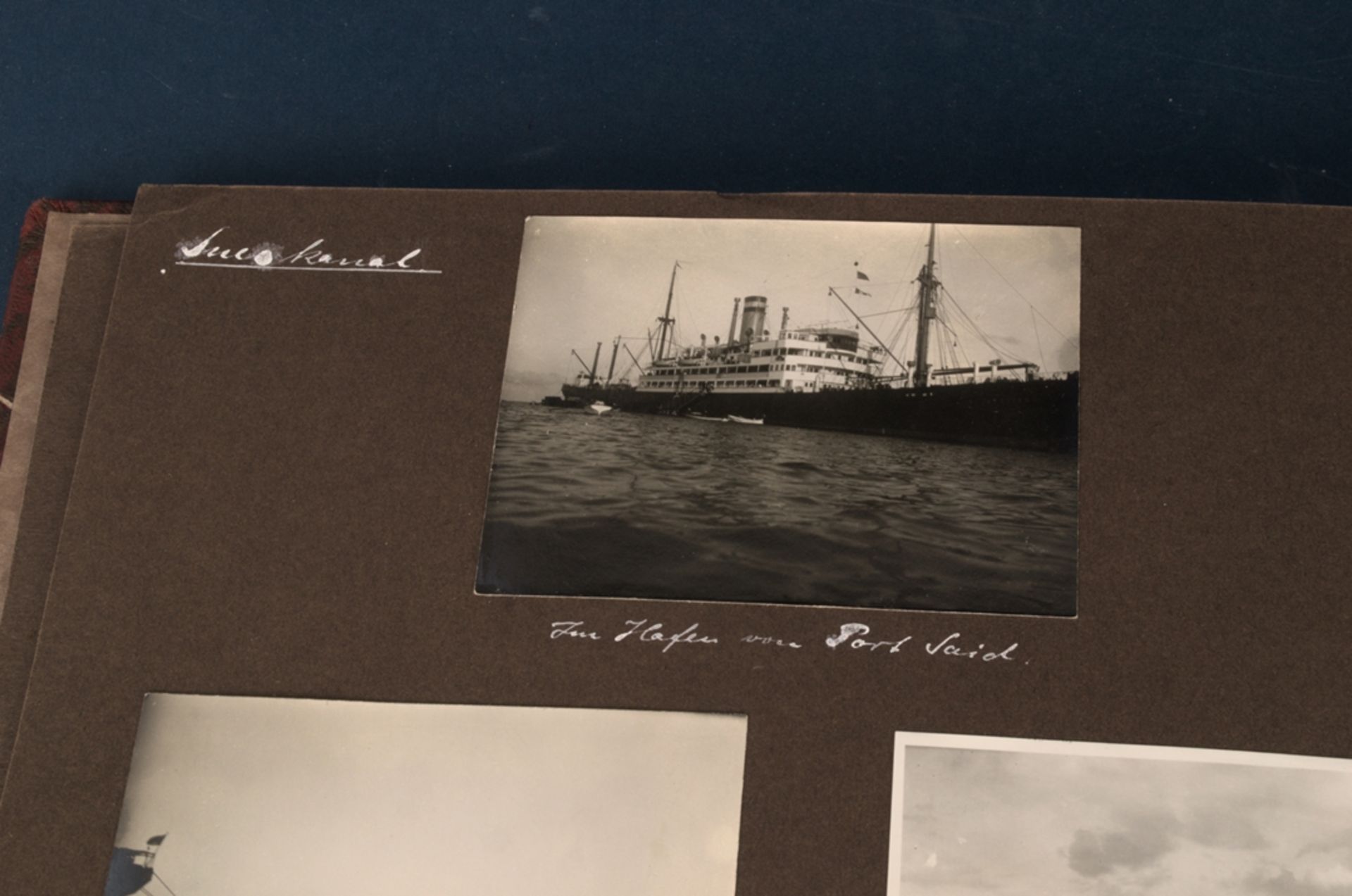 "Meine Ostasien- Seereise" von 1927 - 1928 auf der "M.S. Vogtland". Fotoalbum mit insgesamt ca. - Image 4 of 25
