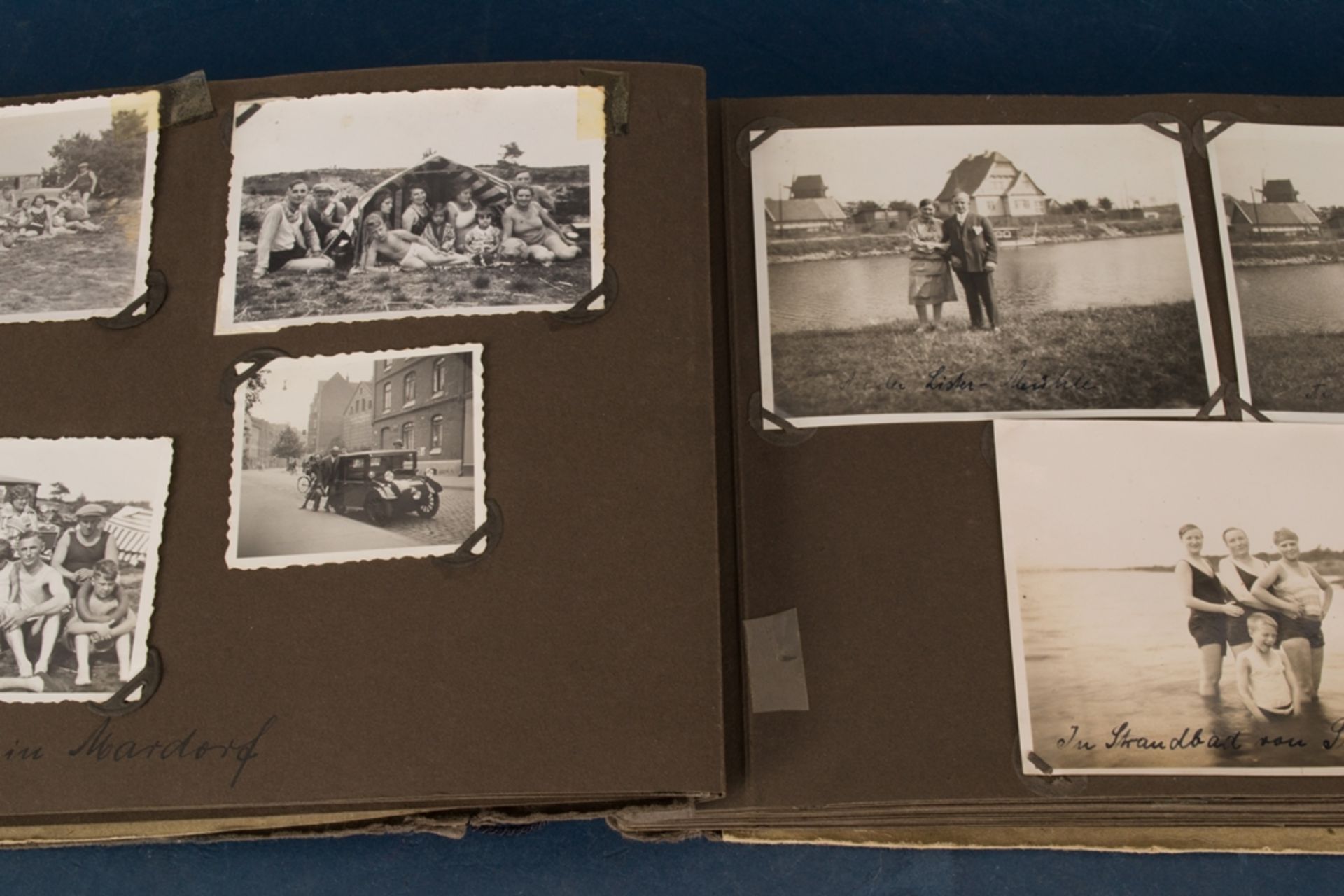 Privates Fotoalbum mit ca. 136 schwarz/weiß Aufnahmen der 1920er/ 30er Jahre aus der Region - Image 2 of 14