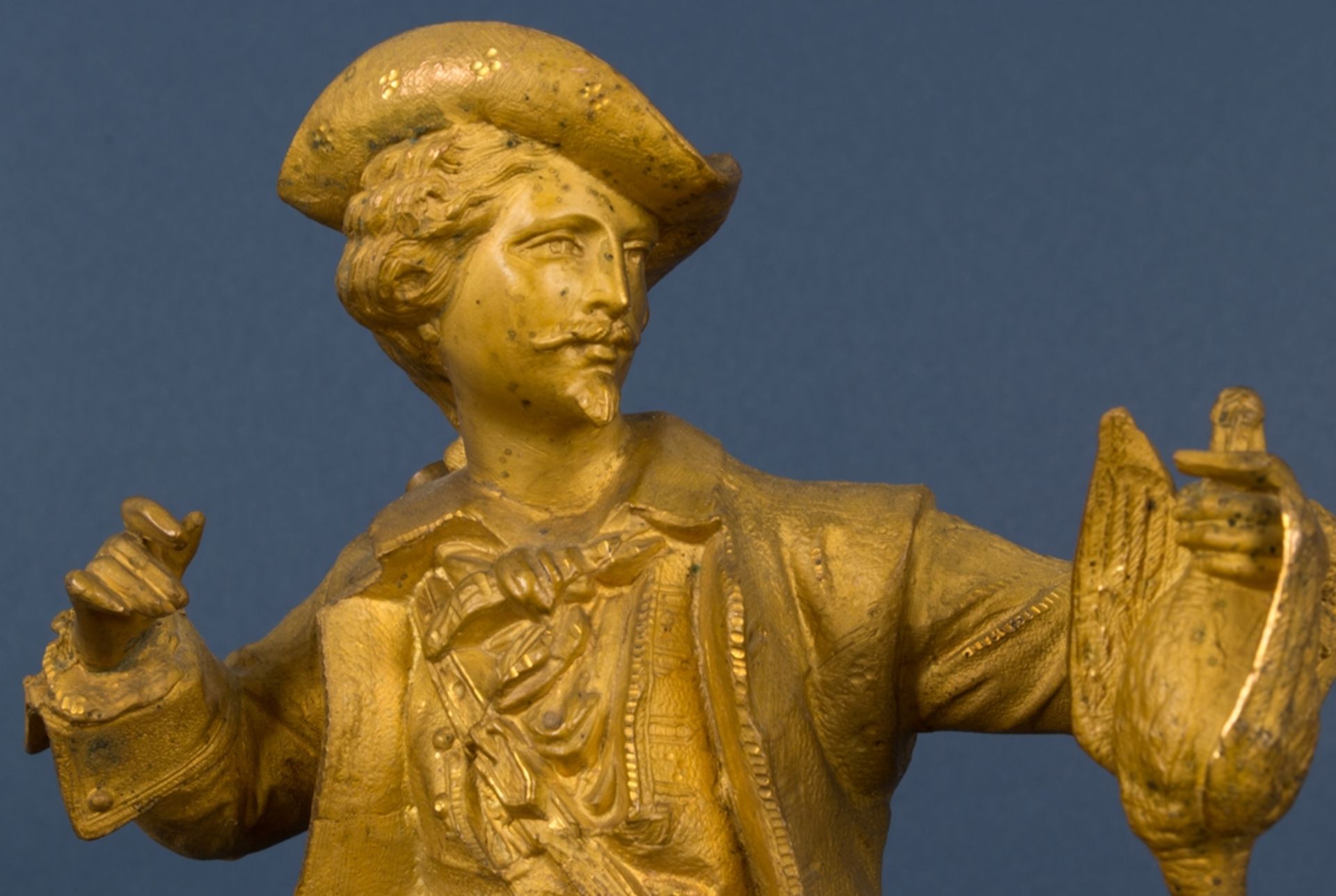 Antike Kaminuhr von Jäger bekrönt, goldbronzierter Metallguss auf ebonisiertem, ovalem Sockel, - Bild 3 aus 16