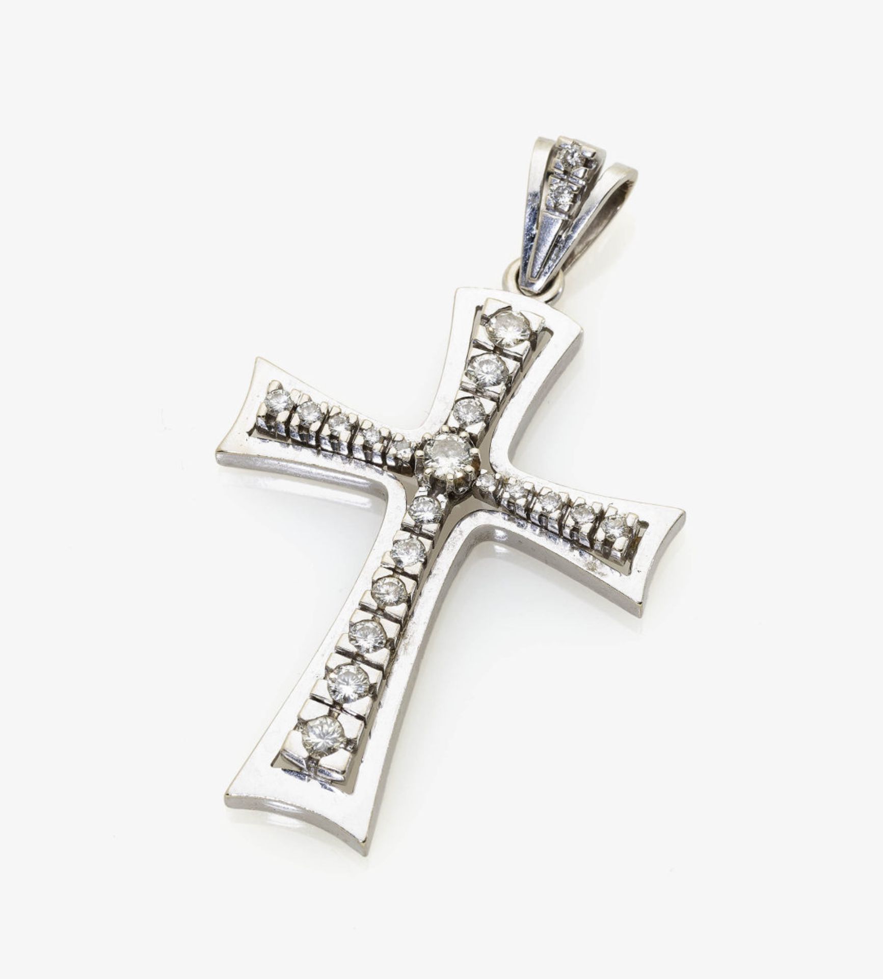 A Diamond Cruciform Pendant