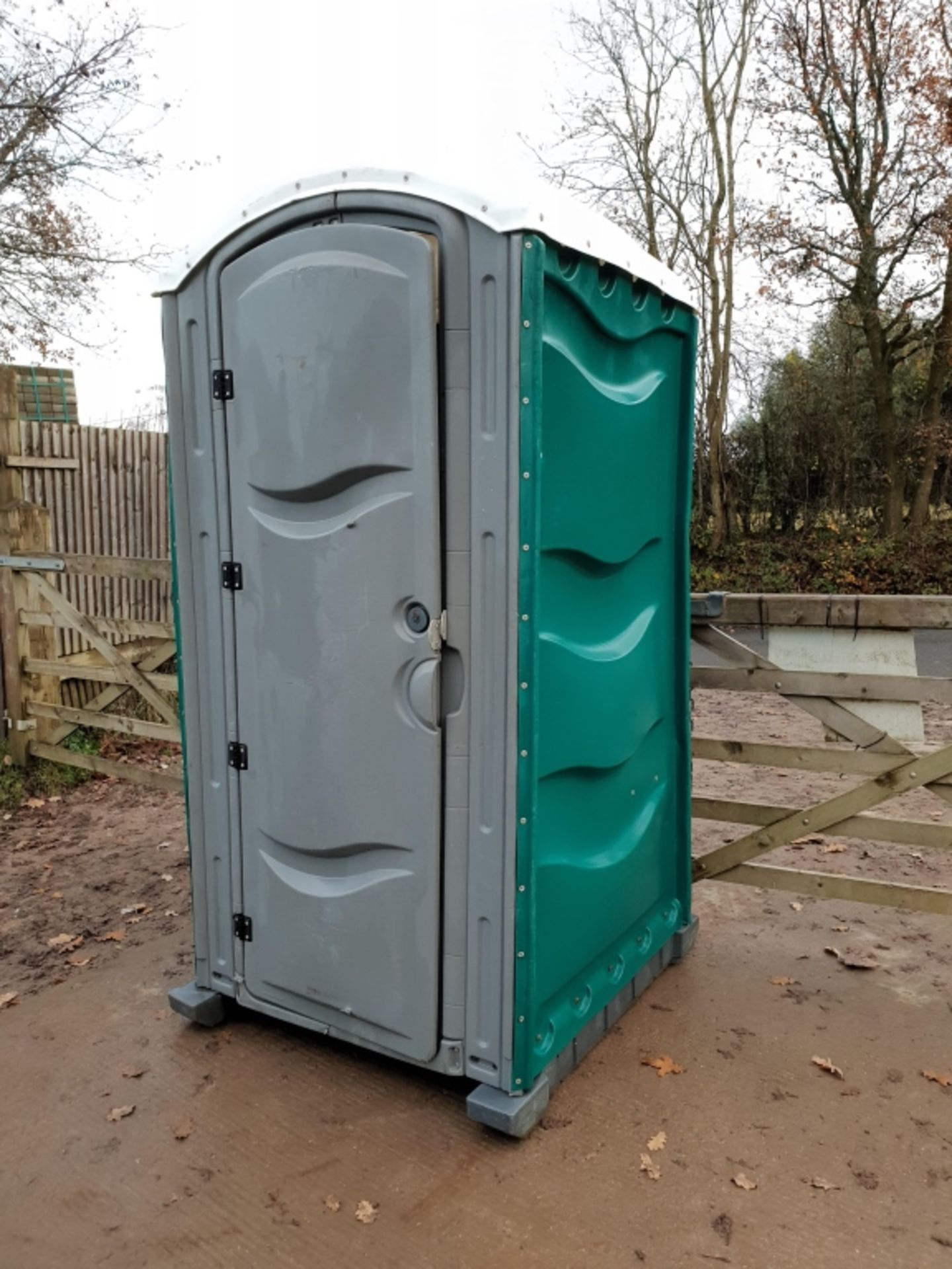 Portable Site Toilet. - Image 4 of 4