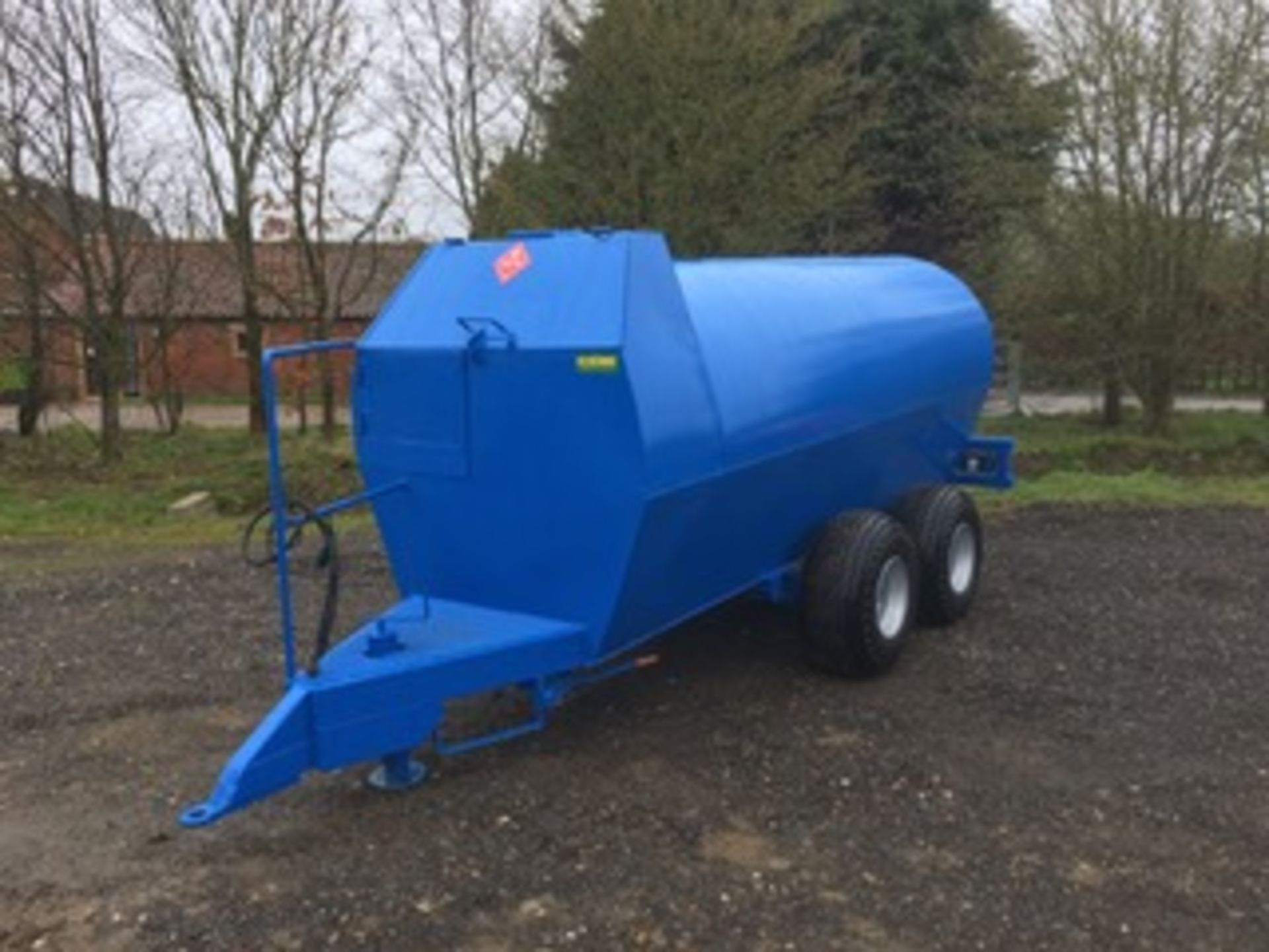 6000 LITRE BUNDED FUEL BOWSER