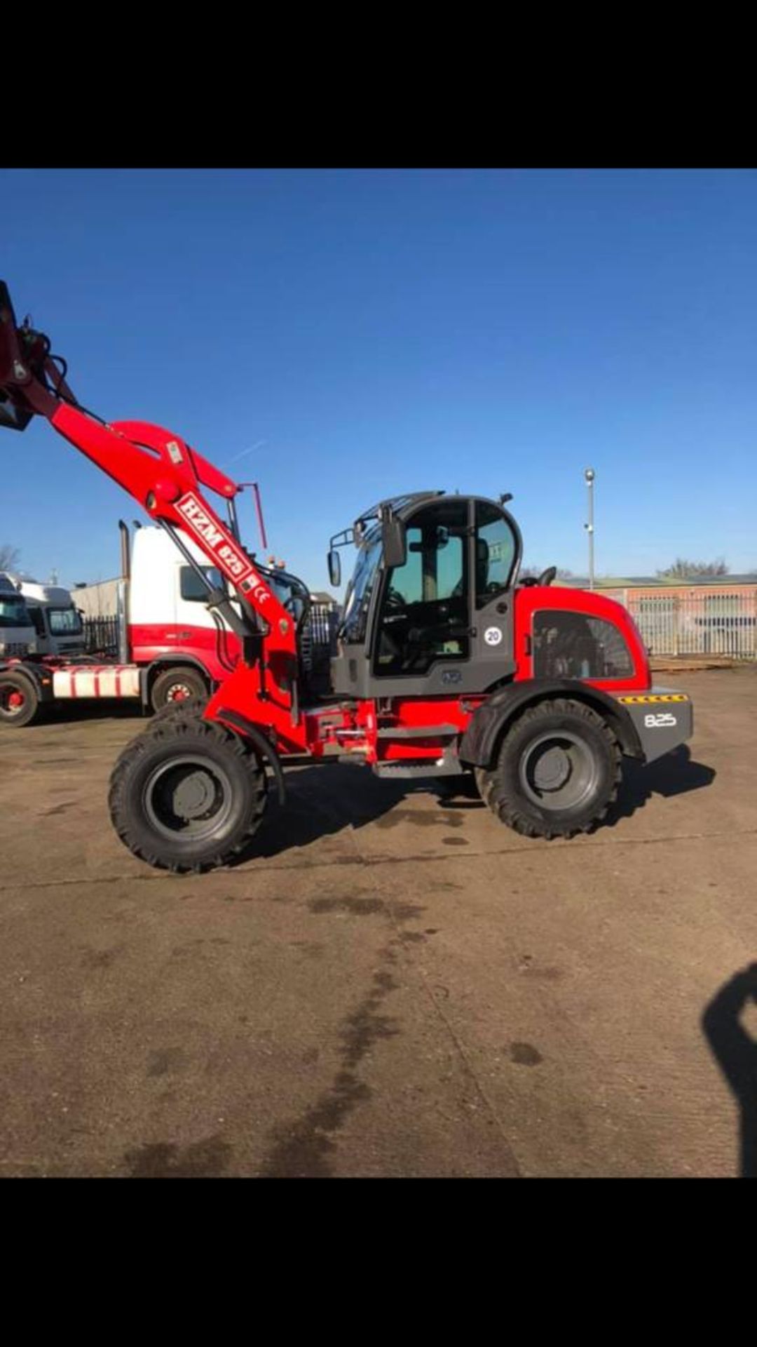 New HZM 2.5 ton Loading shovel - Image 19 of 38