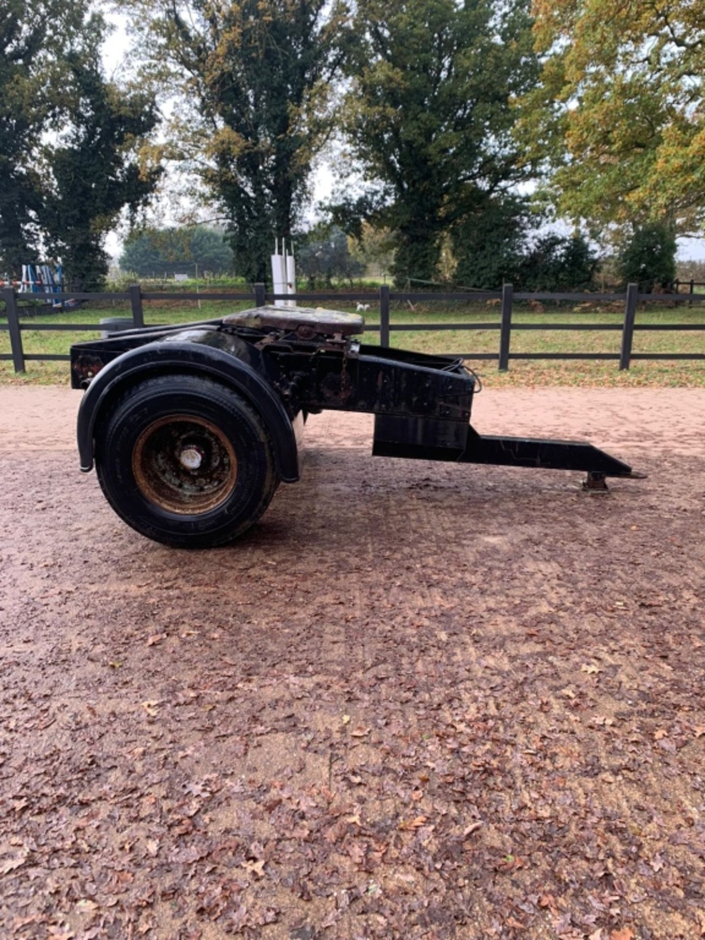 Articulated tractor bogey