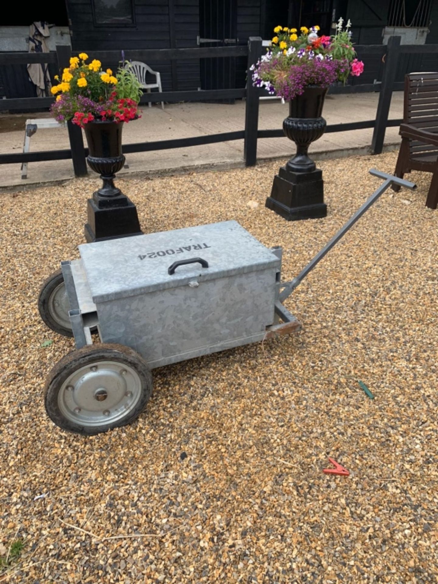 Wheeled Tool box - Image 4 of 4