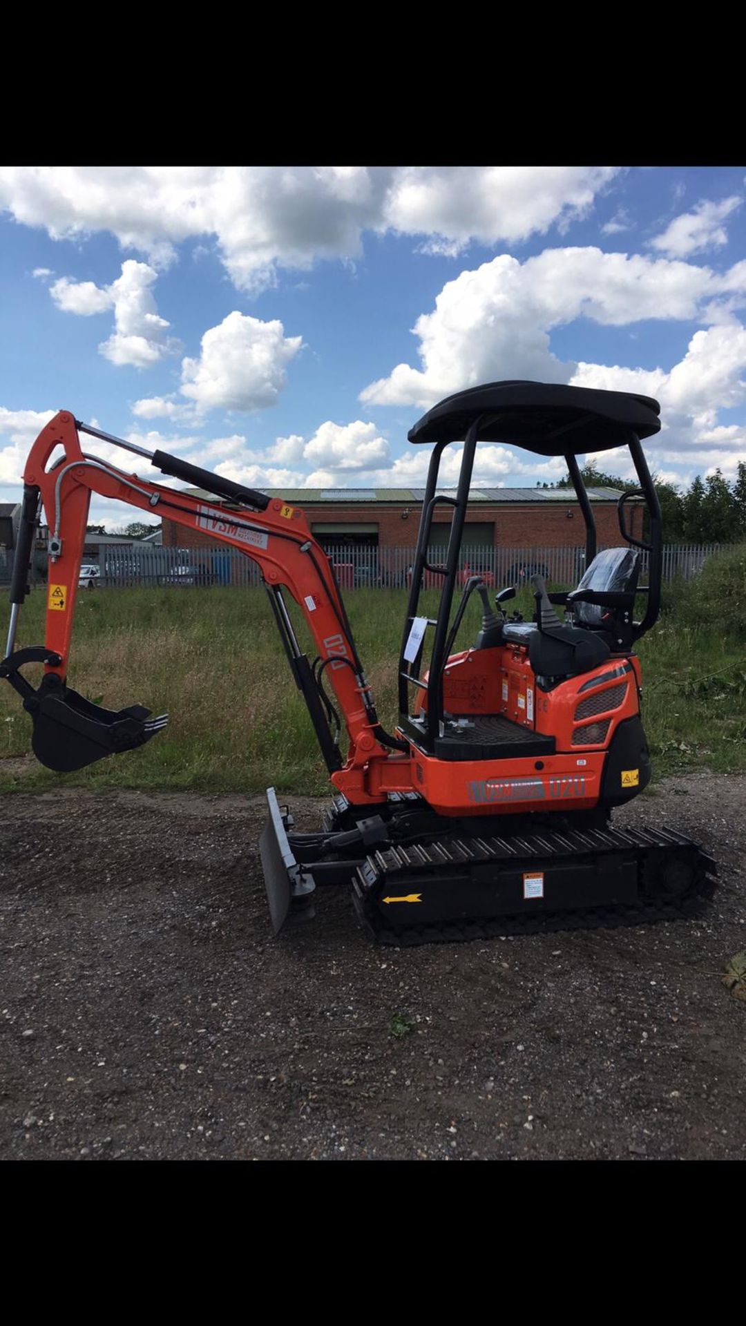 New two tonne Mini Digger - Image 16 of 16