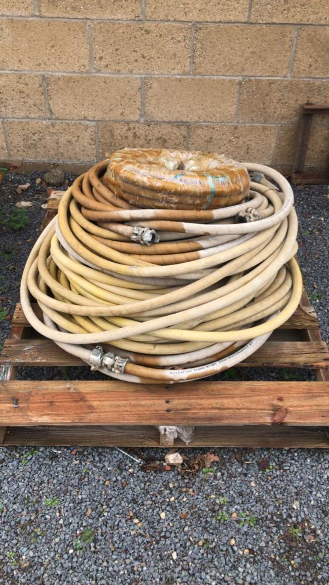 Quantity of road compressor hose